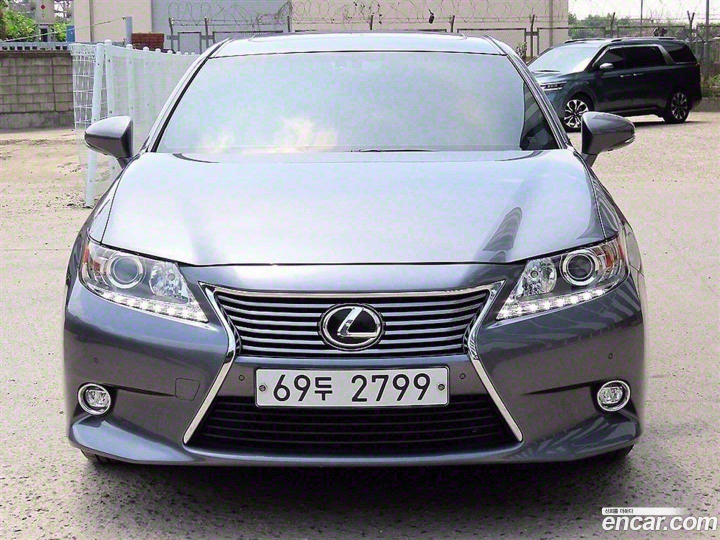 Main__Slider__Photo:ES Lexus 2014.1-0