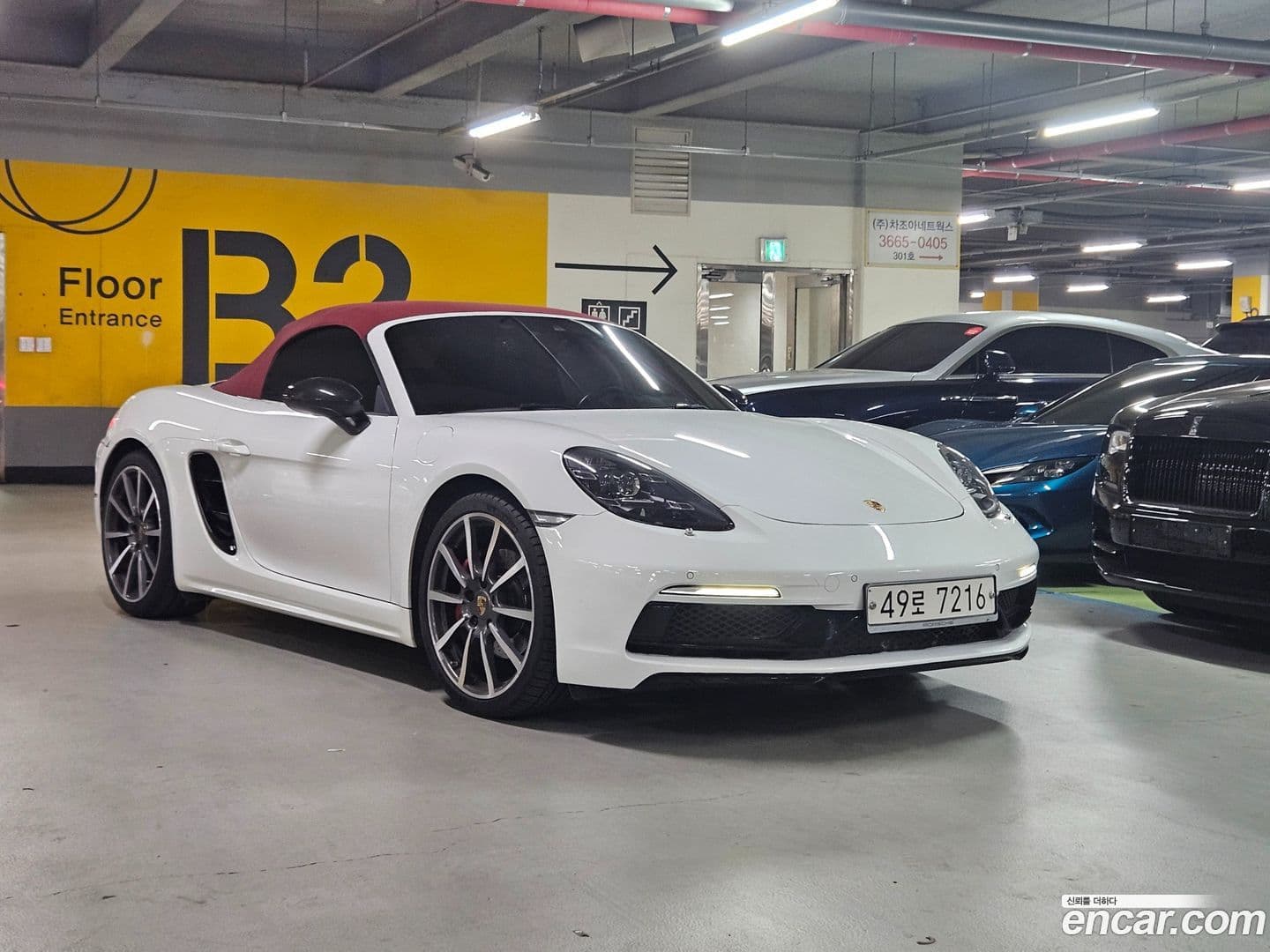 Main__Slider__Photo:718 Porsche 2017.6-0