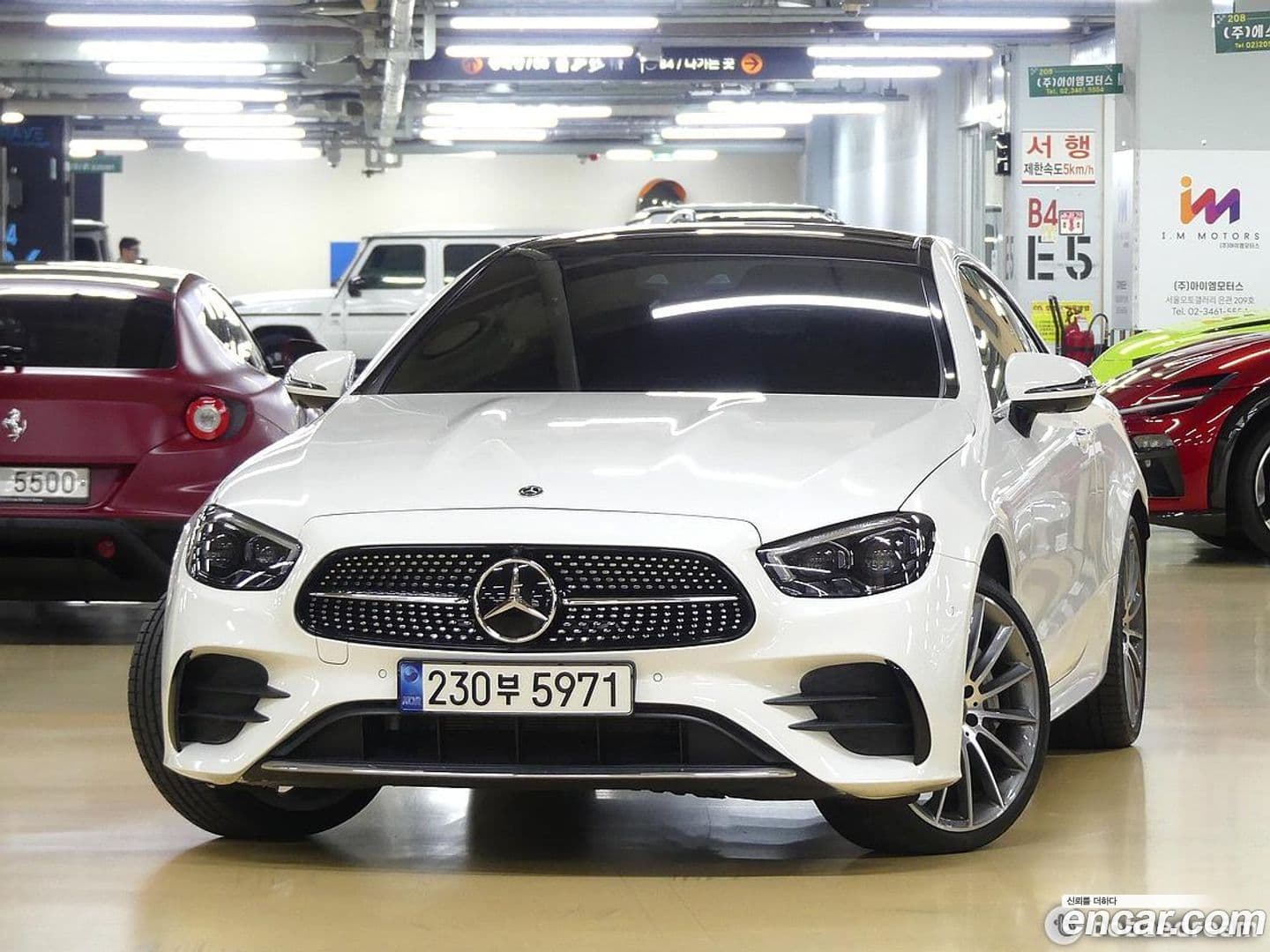 Main__Slider__Photo:E-Class Mercedes-Benz 2022.3-0