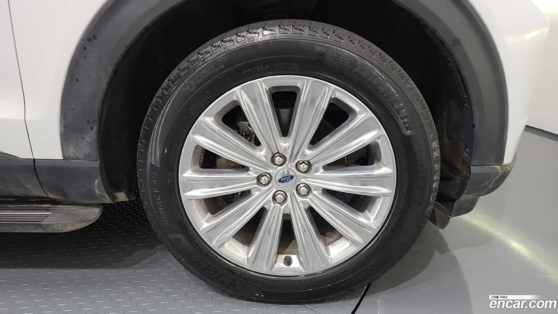 Explorer Ford 2020.8-OUTER-005