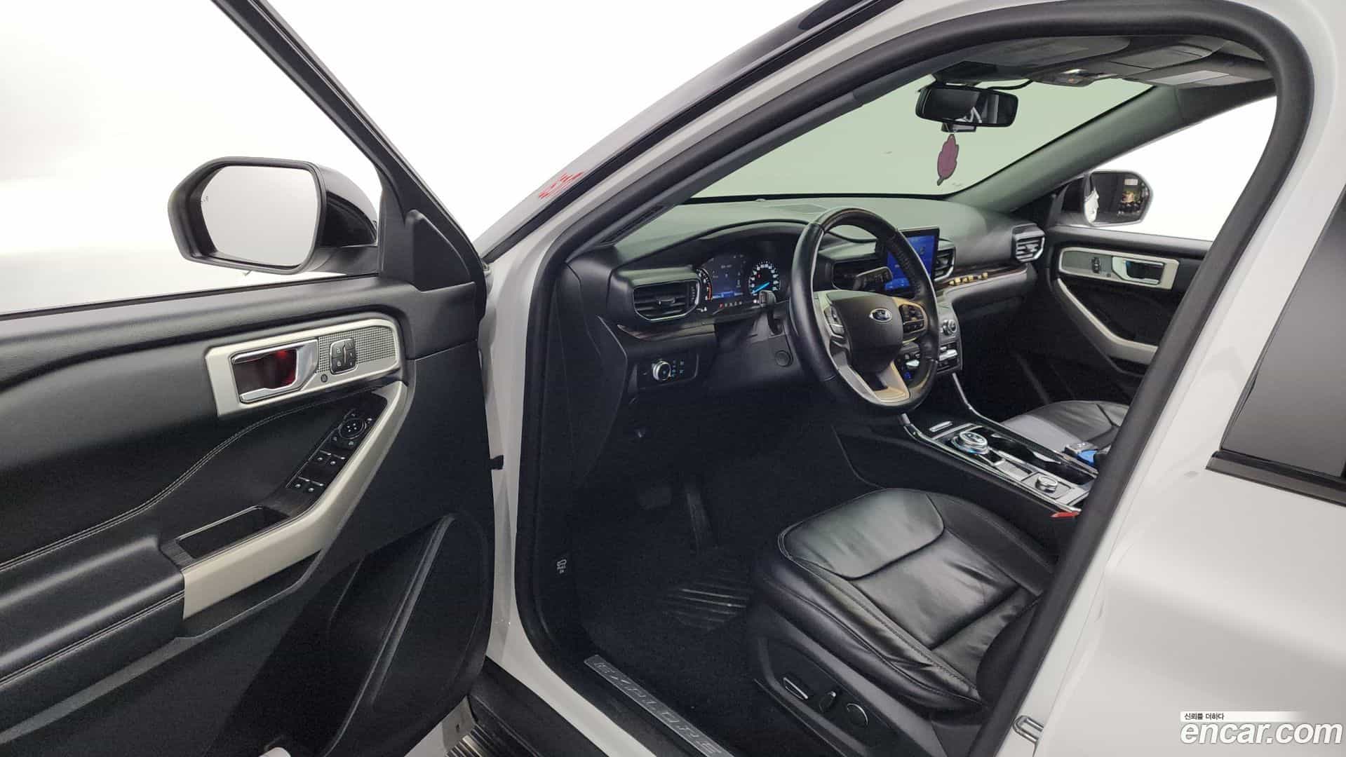 Explorer Ford 2020.8-INNER-010