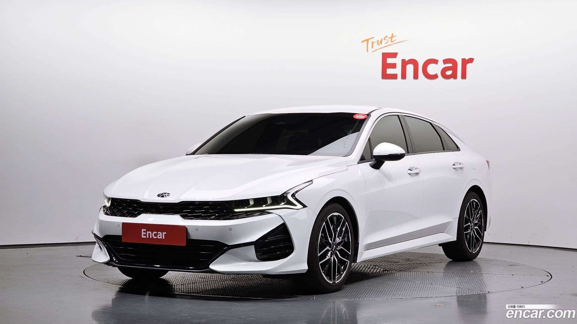 Main__Slider__Photo:K5 Kia 2020.6-0