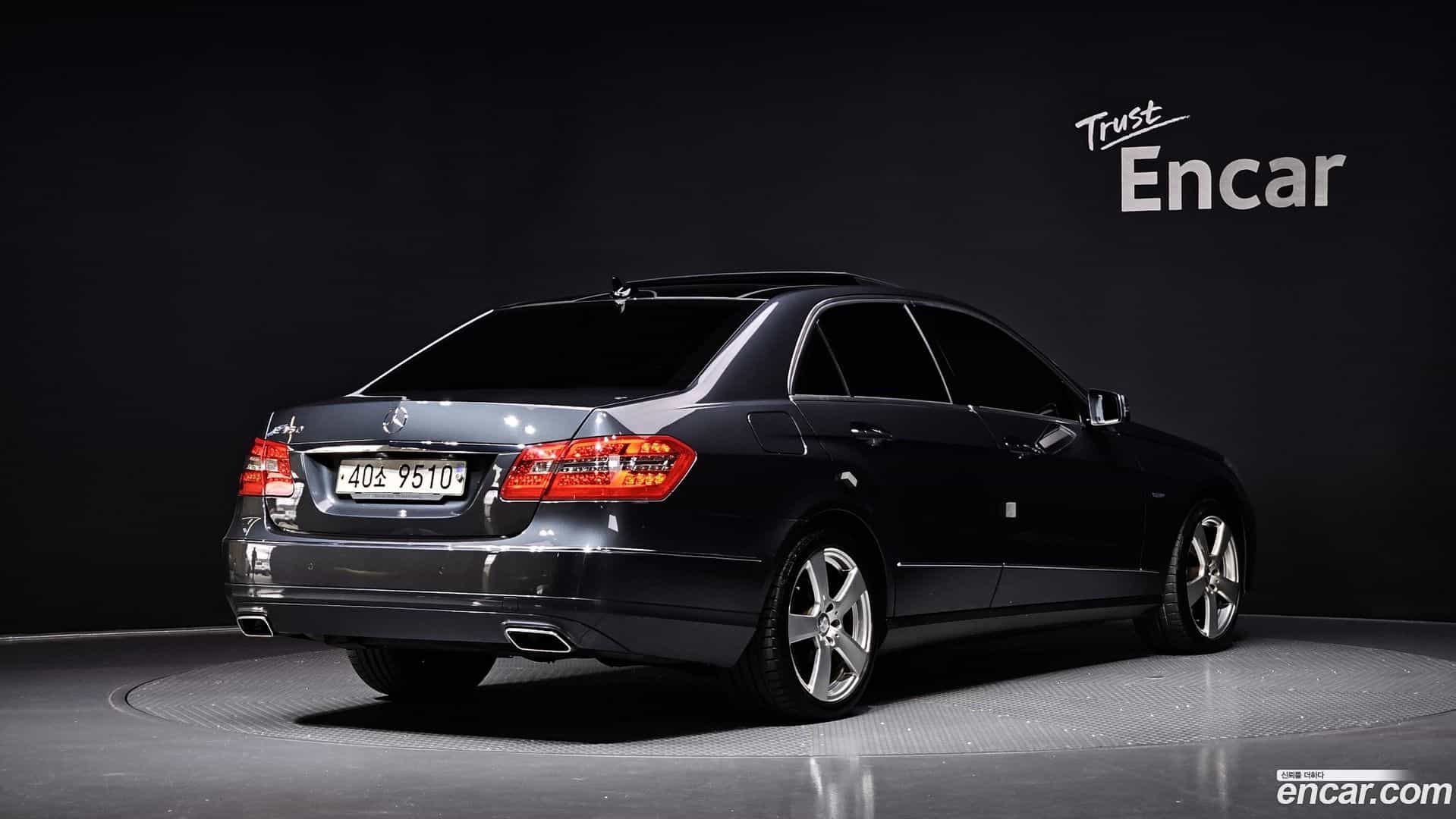 E-Class Mercedes-Benz 2012.7-OUTER-002
