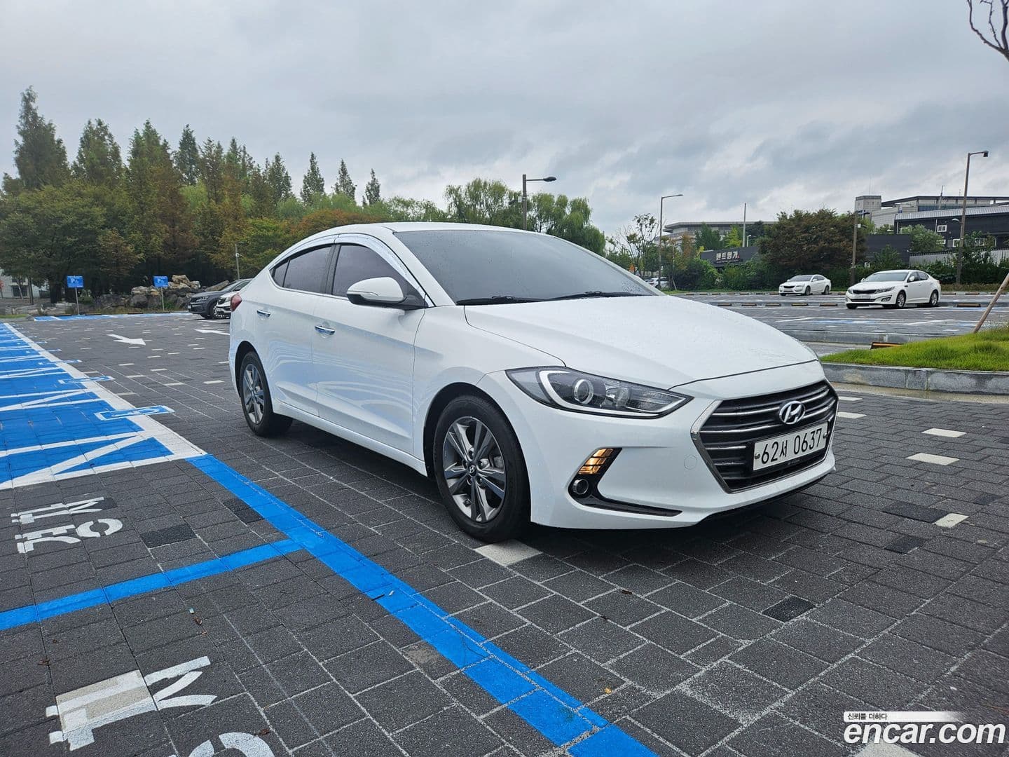 Main__Slider__Photo:AVANTE Hyundai 2016.0-0