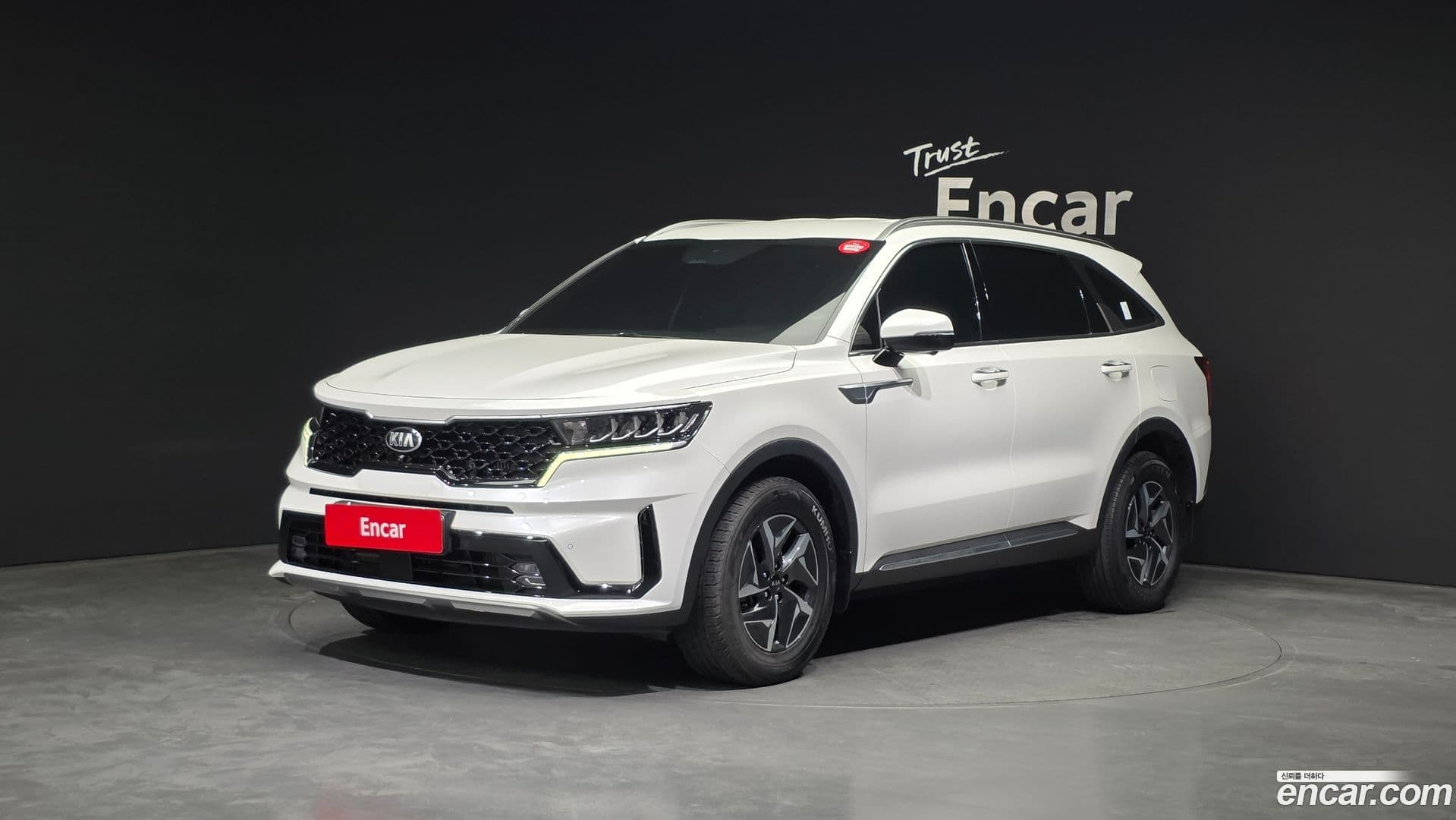 Main__Slider__Photo:Sorento Kia 2020.10-0