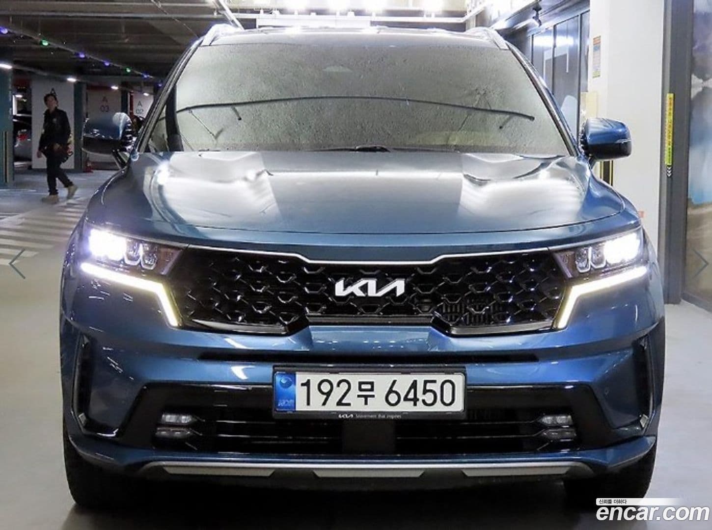 Main__Slider__Photo:Sorento Kia 2022.0-0
