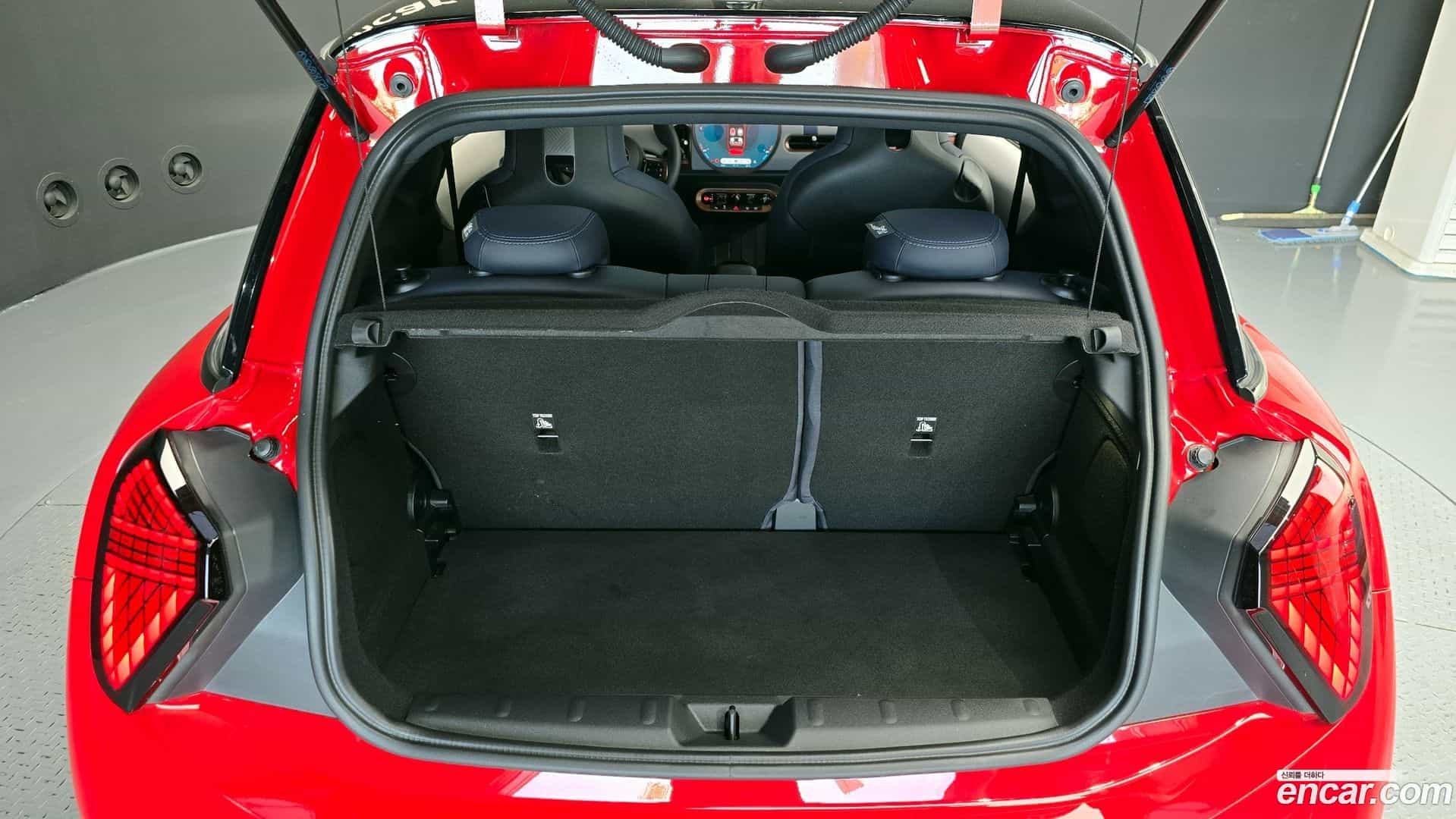 Cooper Mini 2024.5-OPTION-024
