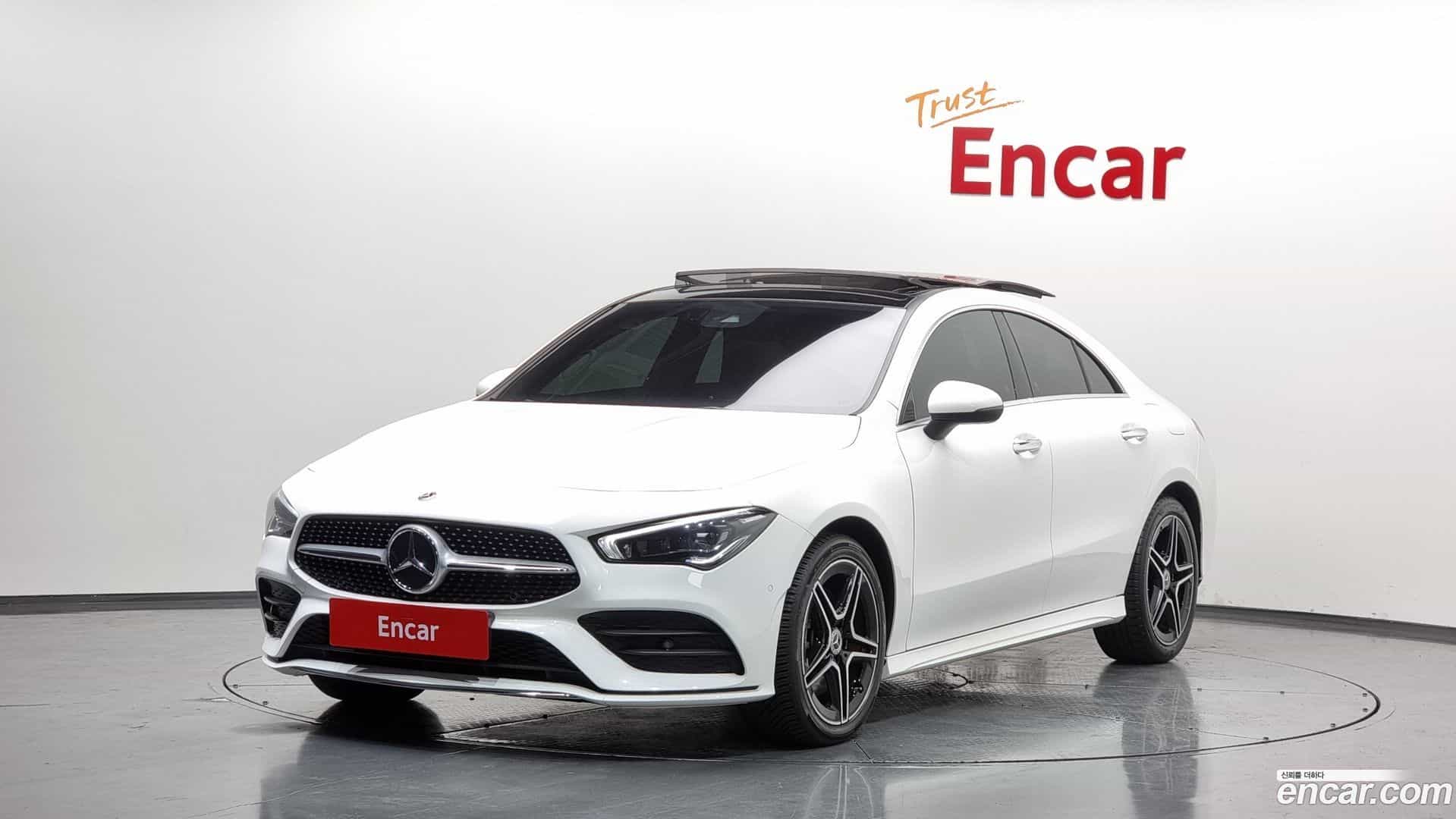 CLA-Class Mercedes-Benz 2020.10-OUTER-001