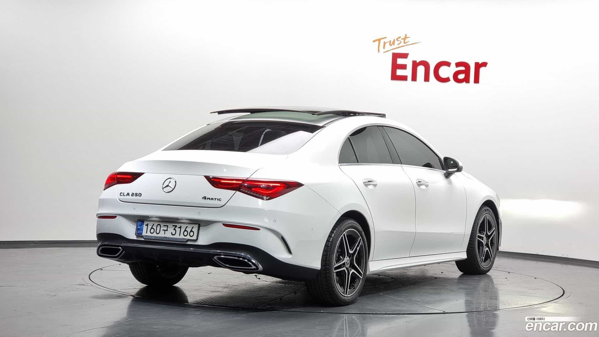 CLA-Class Mercedes-Benz 2020.10-OUTER-002