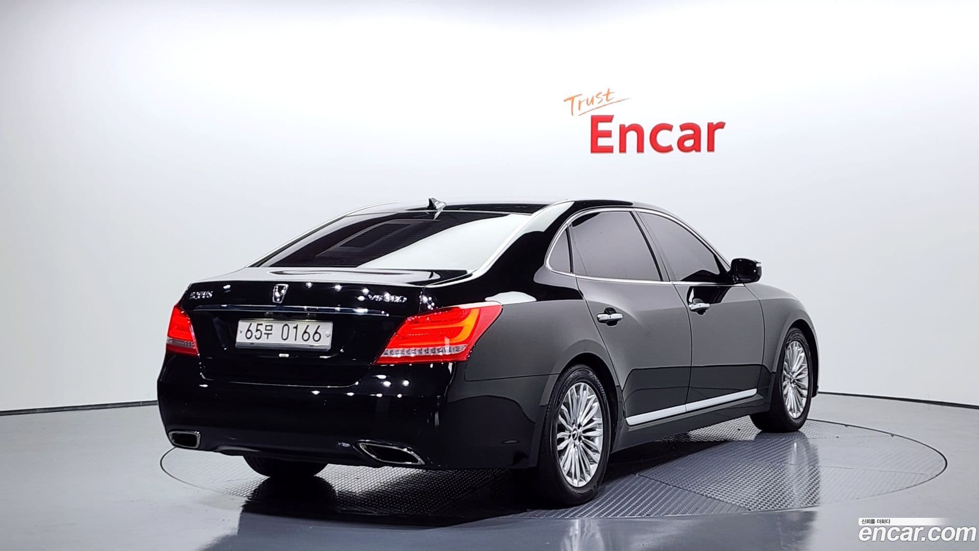 Main__Slider__Photo:Equus Hyundai 2015.0-0