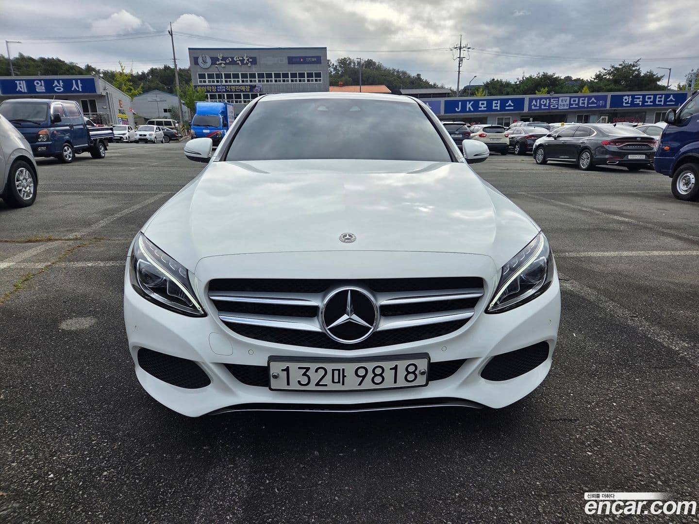 Main__Slider__Photo:C-Class Mercedes-Benz 2018.1-0