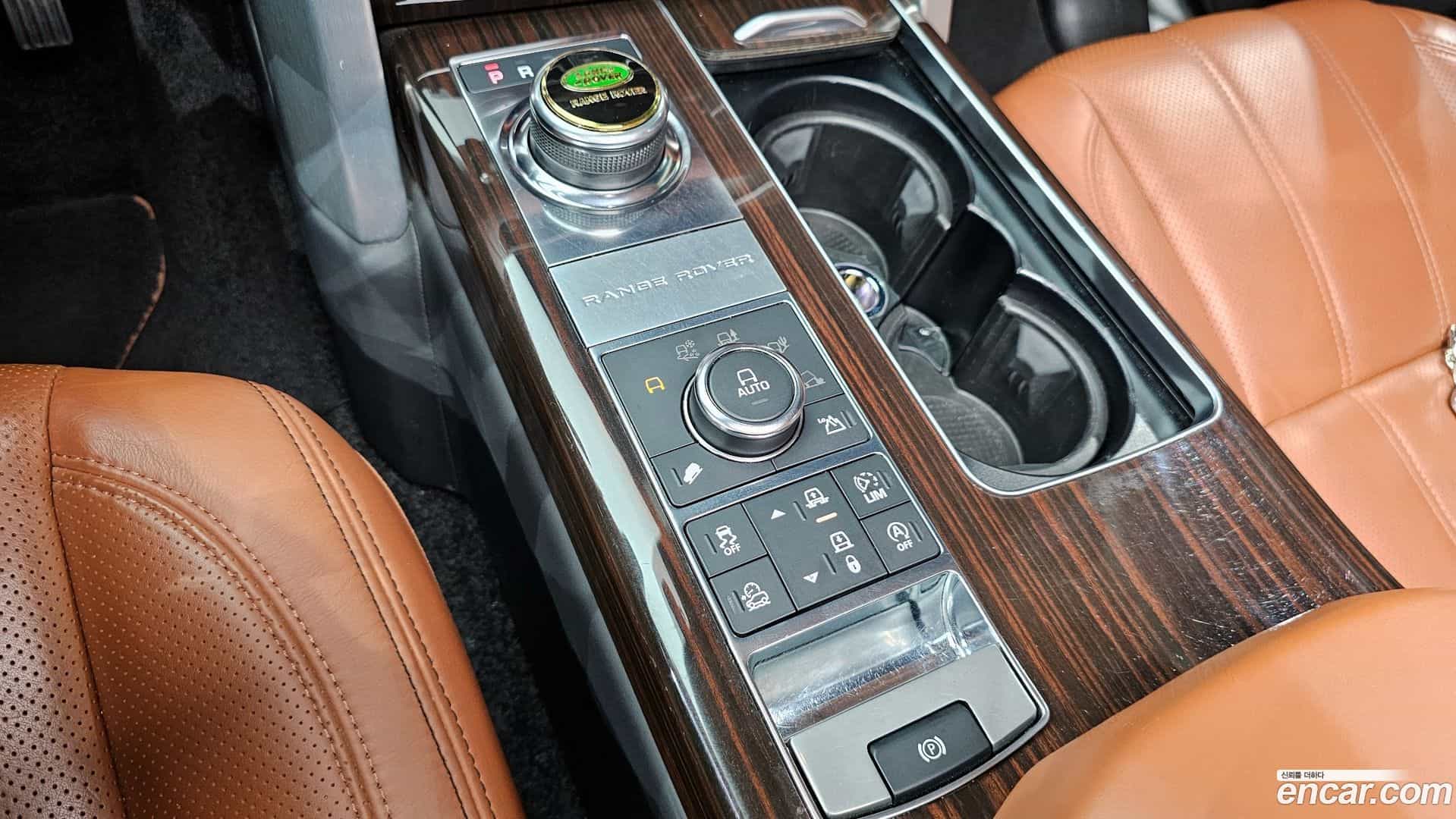 Range Rover Land Rover 2017.11-INNER-009