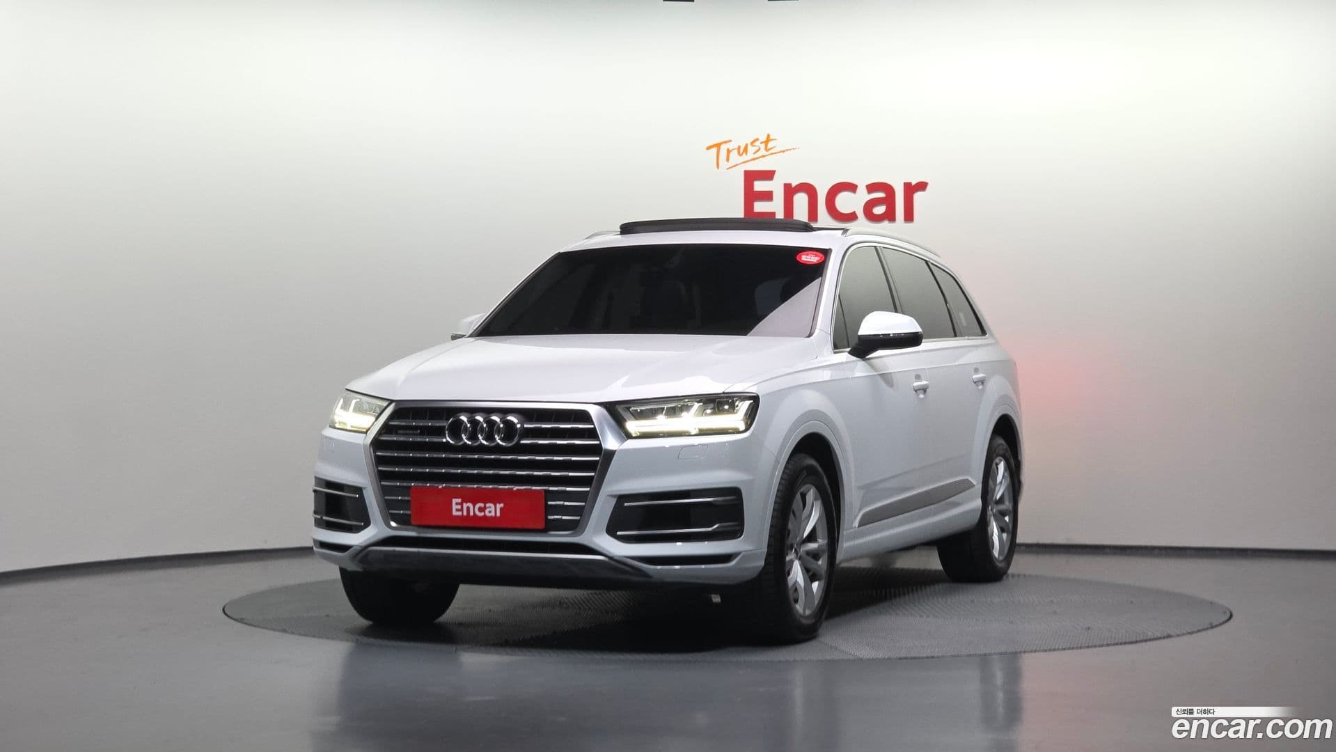 Main__Slider__Photo:Q7 Audi 2019.8-0
