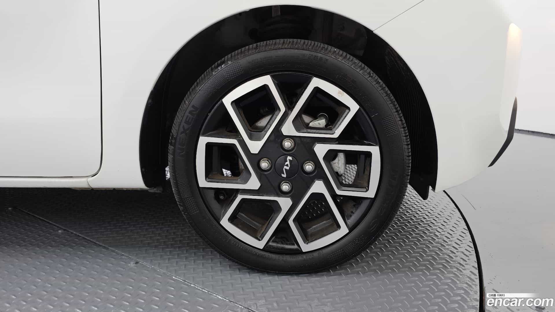 RAY Kia 2023.9-OUTER-005