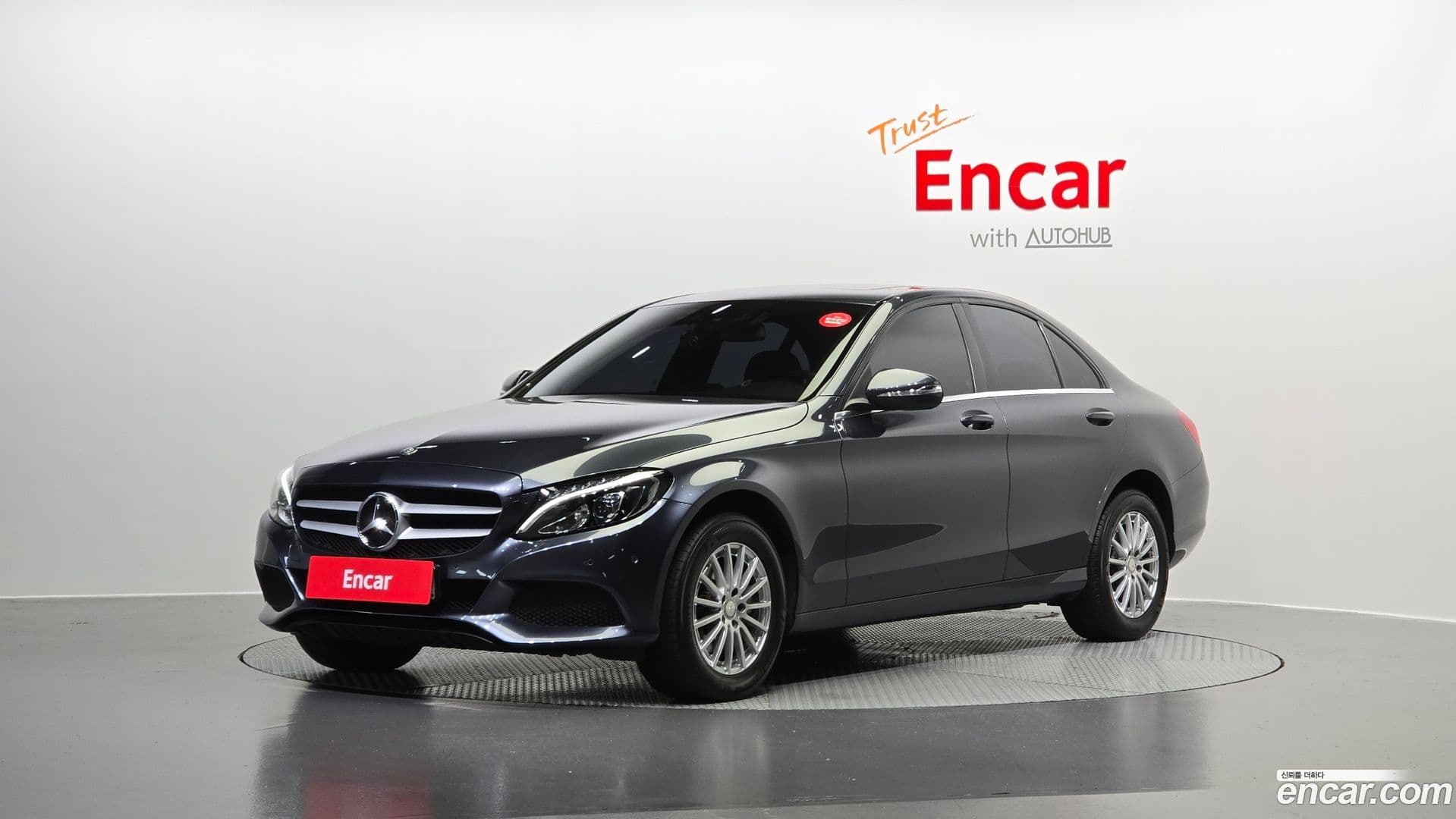 Main__Slider__Photo:C-Class Mercedes-Benz 2014.6-0