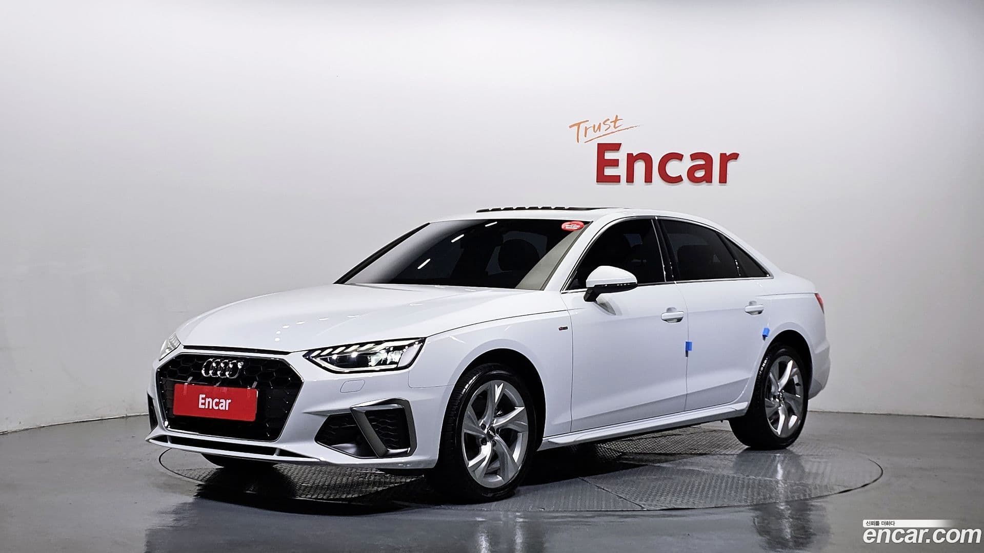 Main__Slider__Photo:A4 Audi 2020.10-0