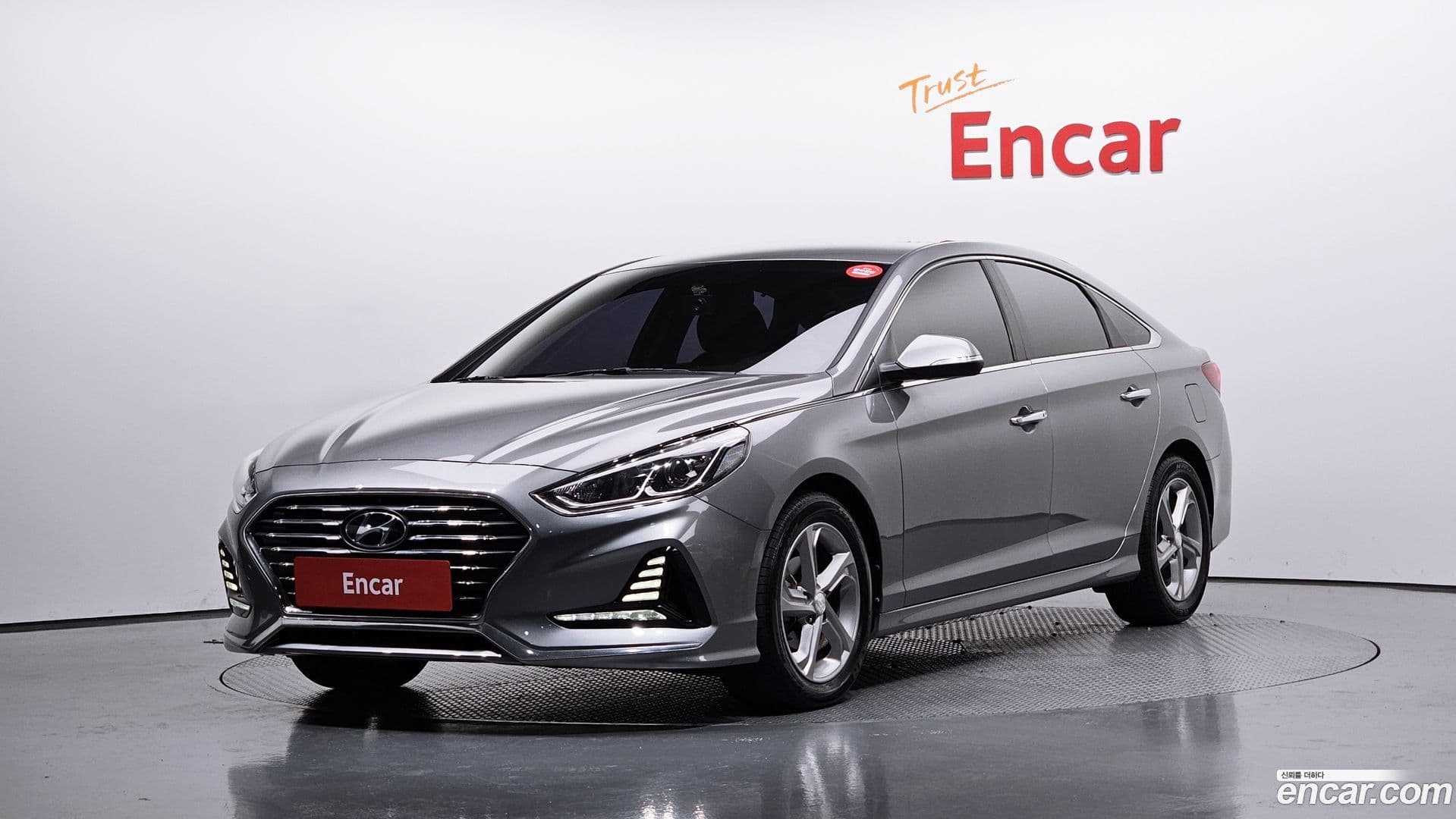 Main__Slider__Photo:Sonata Hyundai 2017.8-0