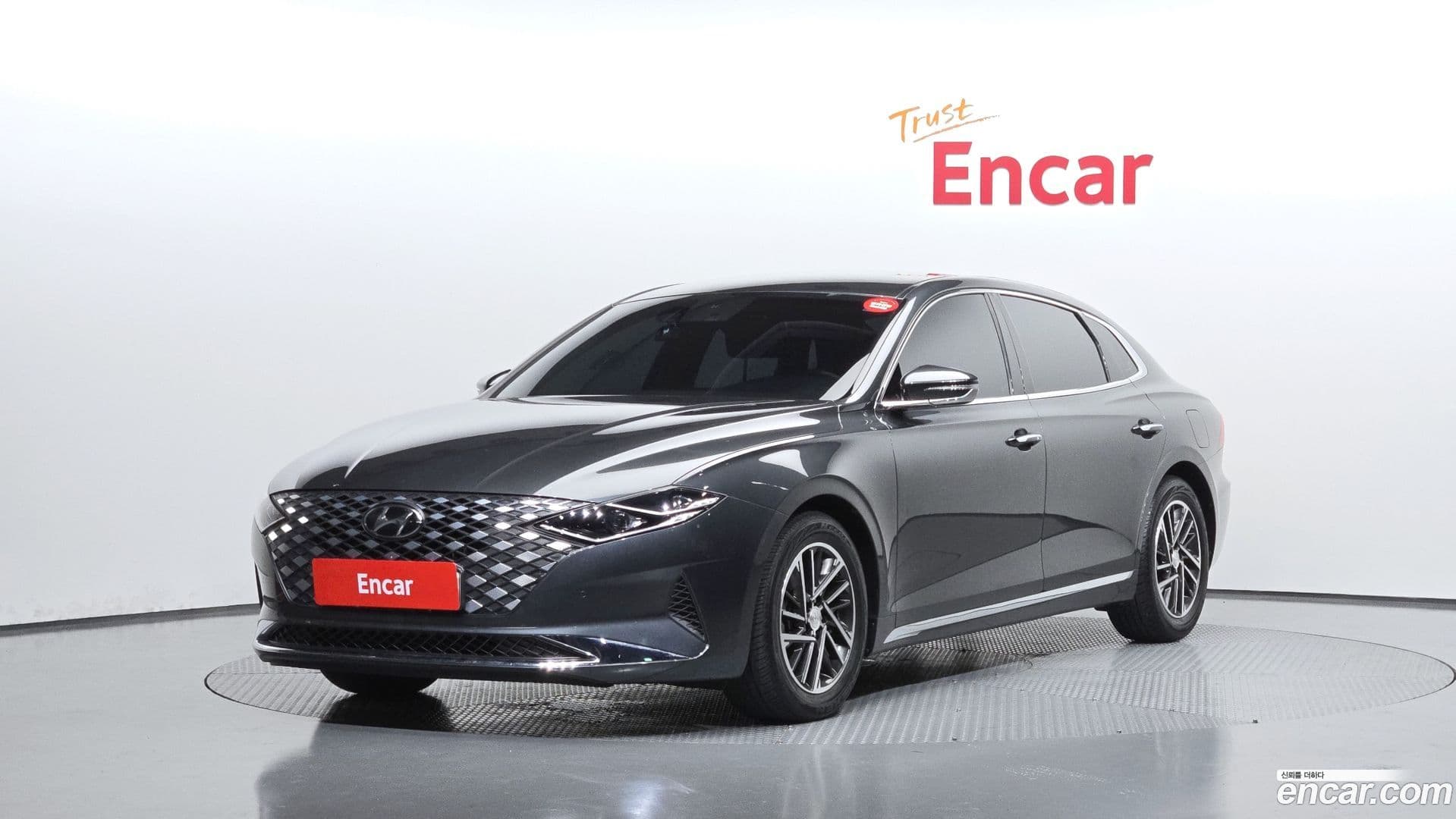 Main__Slider__Photo:Grandeur Hyundai 2020.9-0