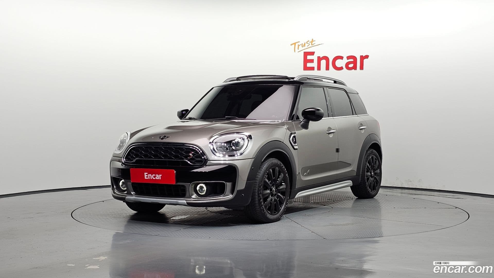 Main__Slider__Photo:Countryman Mini 2020.8-0