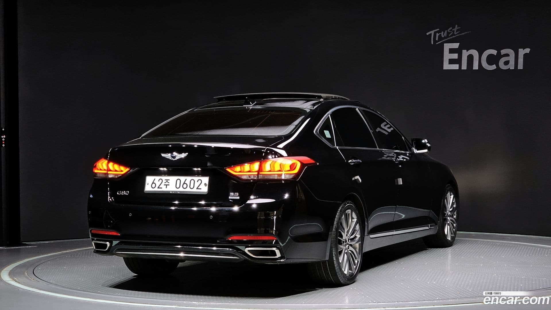 Main__Slider__Photo:G80 Genesis 2016.7-0
