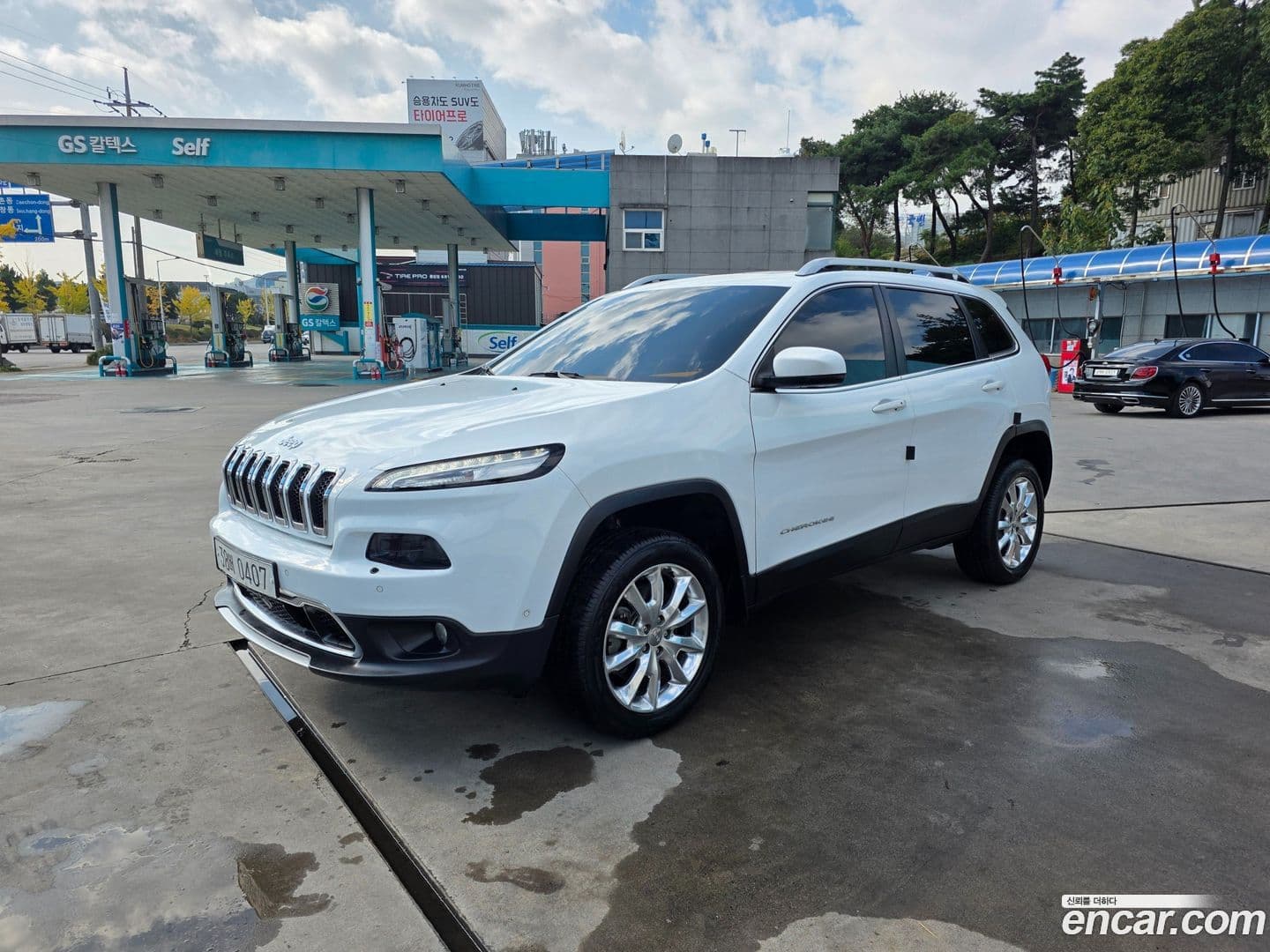 Main__Slider__Photo:Cherokee Jeep 2016.8-0