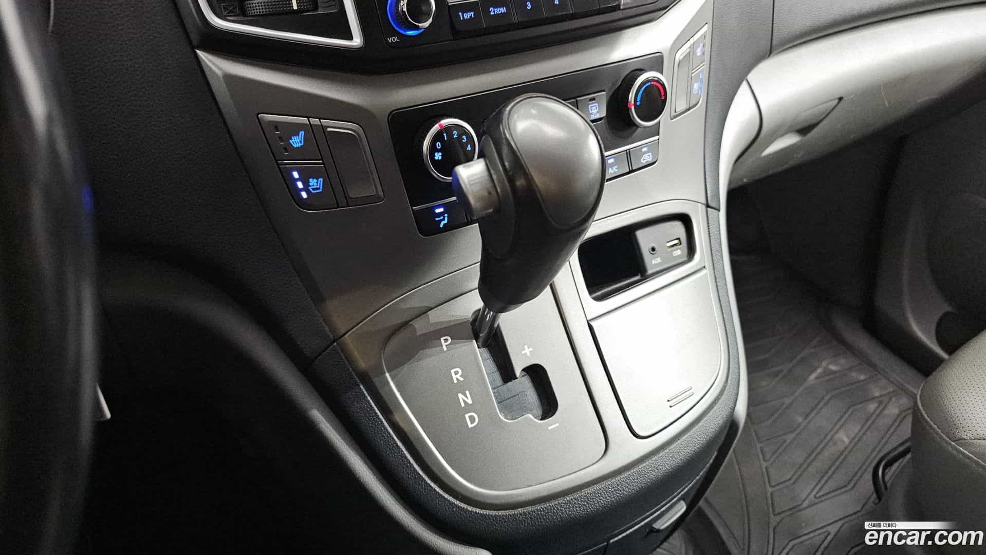 Starex Hyundai 2018.3-INNER-009