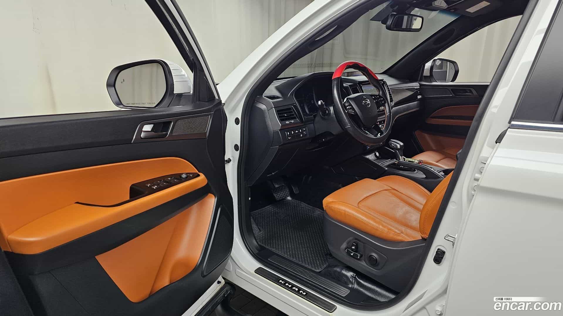 Rexton KG Mobility 2022.11-INNER-010