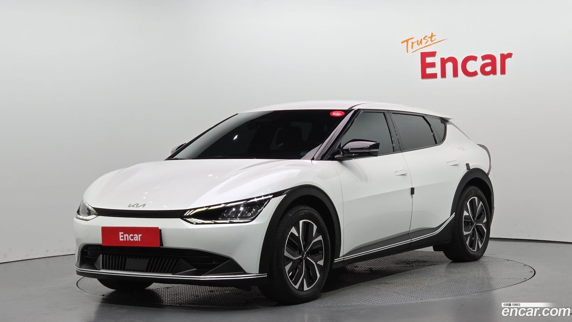 Main__Slider__Photo:EV6 Kia 2021.8-0