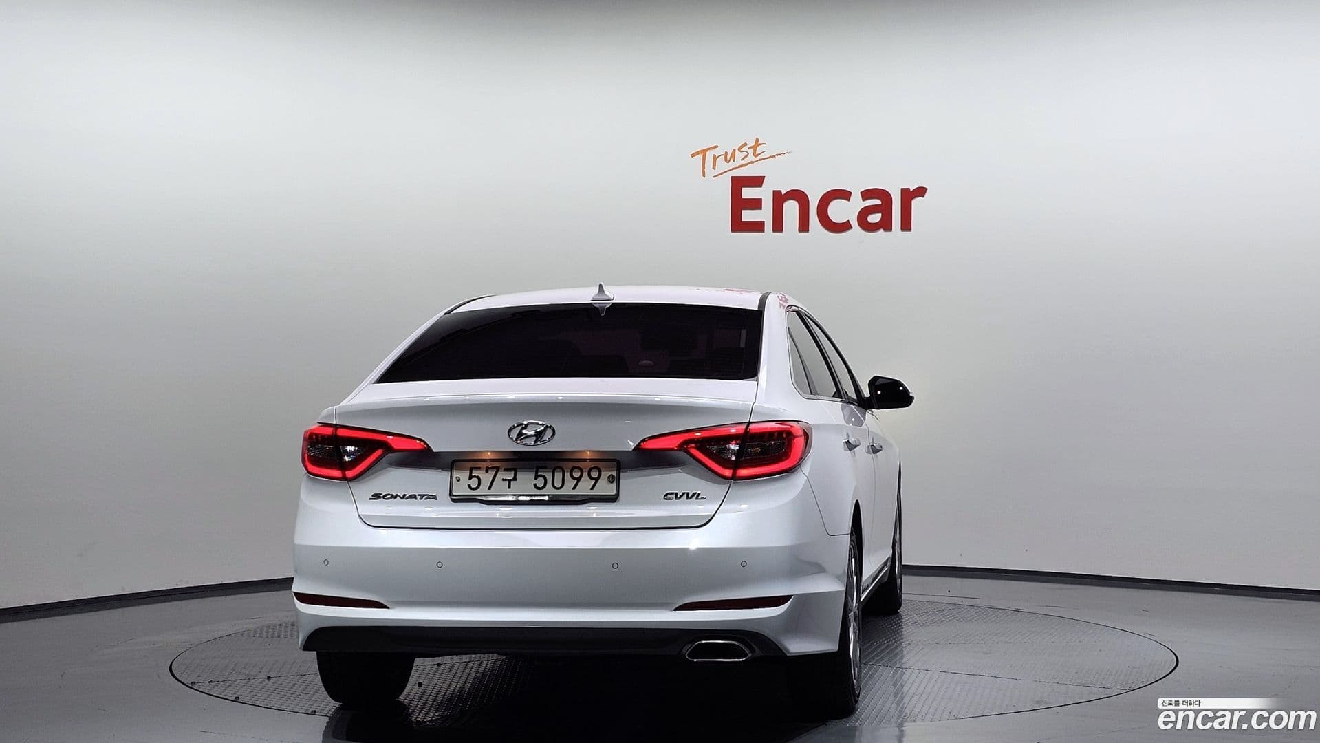 Main__Slider__Photo:Sonata Hyundai 2017.2-3