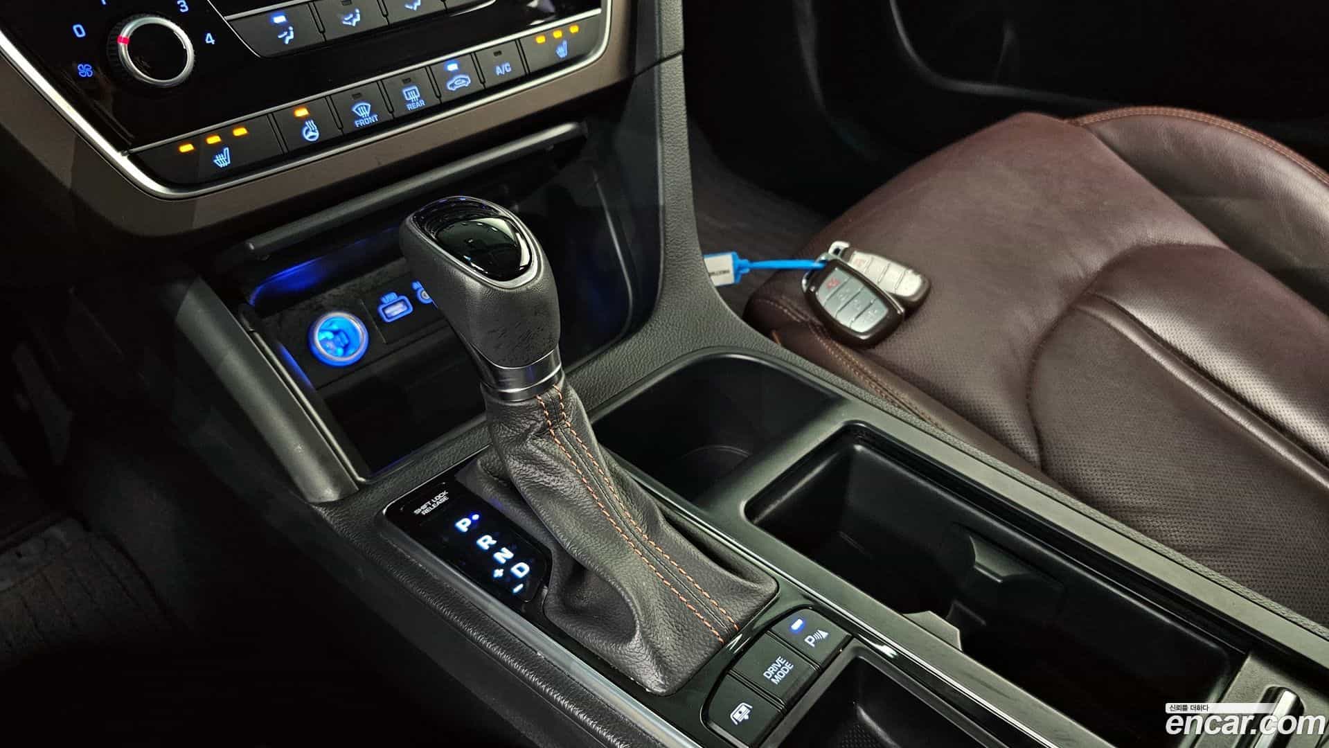 Sonata Hyundai 2017.2-INNER-009