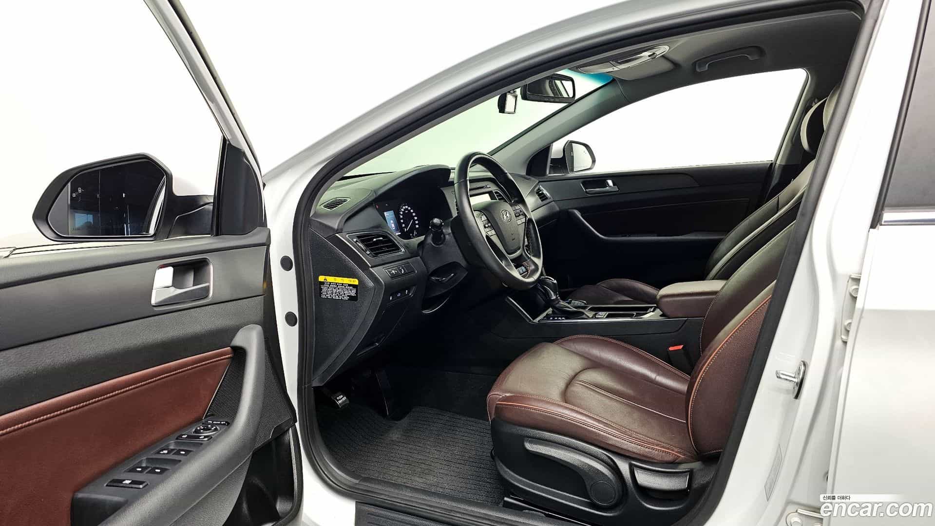 Sonata Hyundai 2017.2-OPTION-015