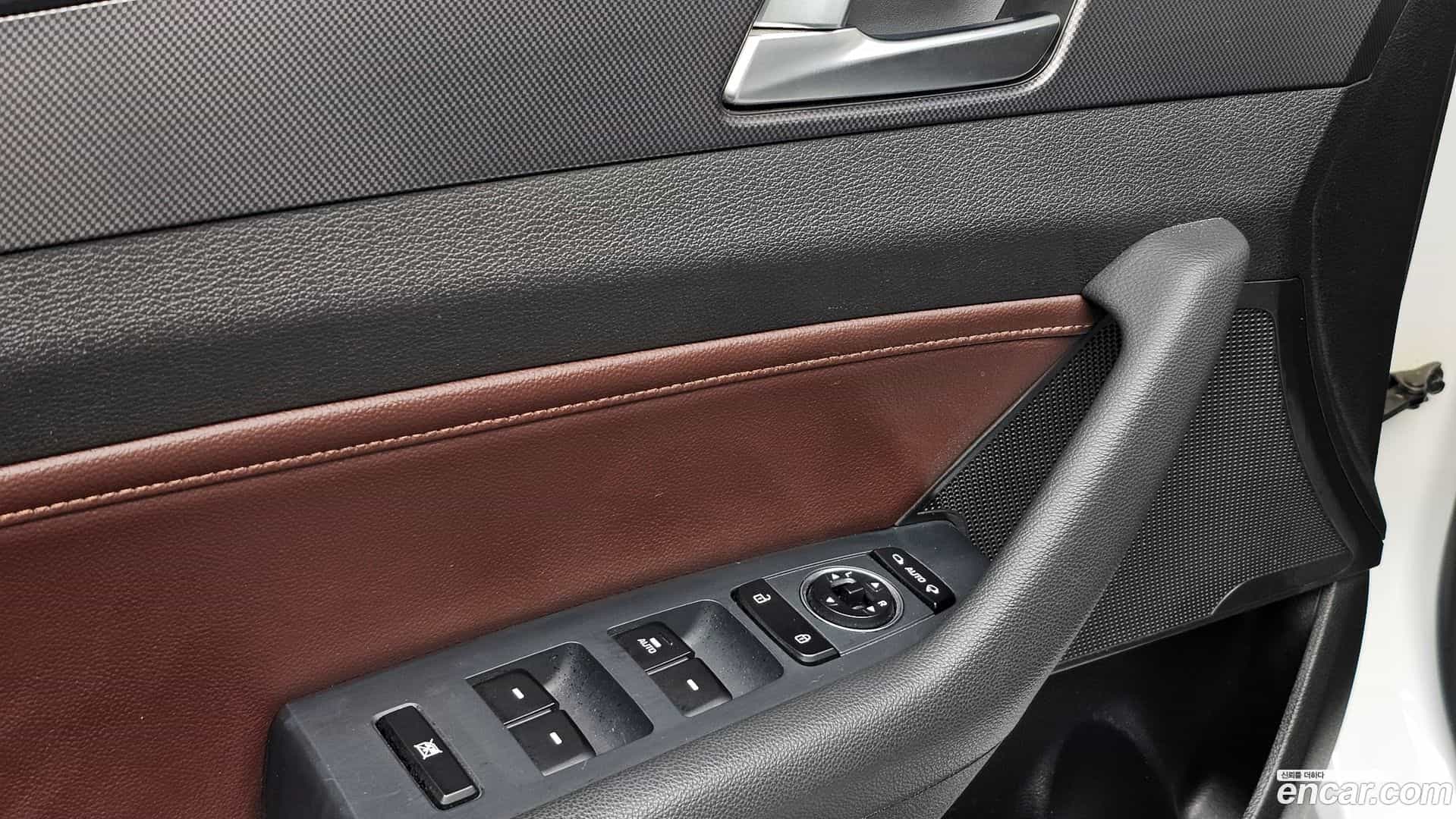 Sonata Hyundai 2017.2-OPTION-018