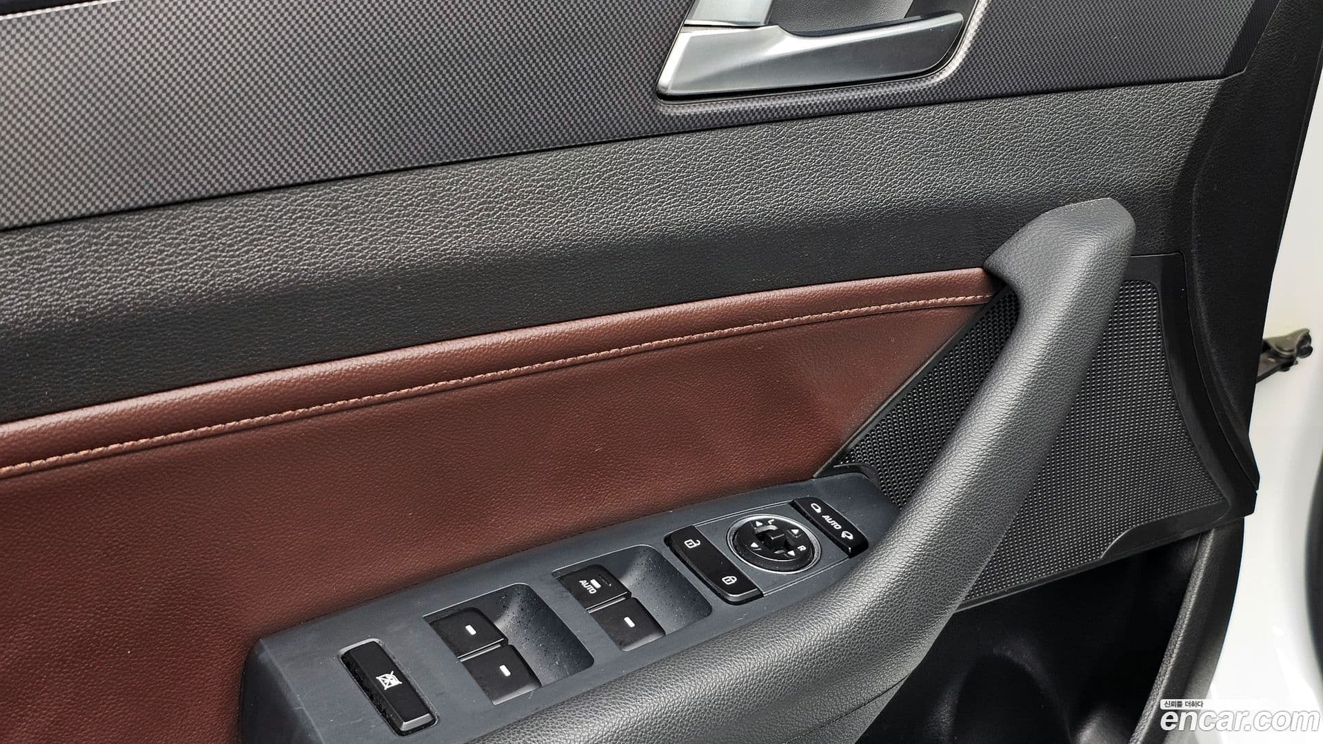 Main__Slider__Photo:Sonata Hyundai 2017.2-13