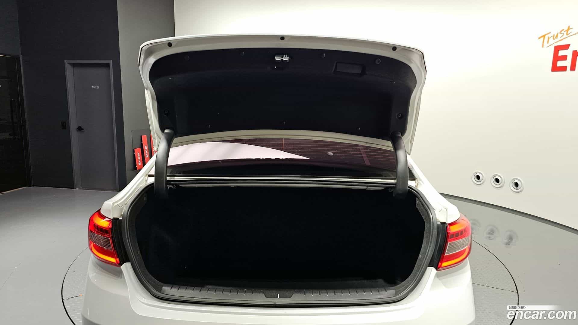 Sonata Hyundai 2017.2-OPTION-024