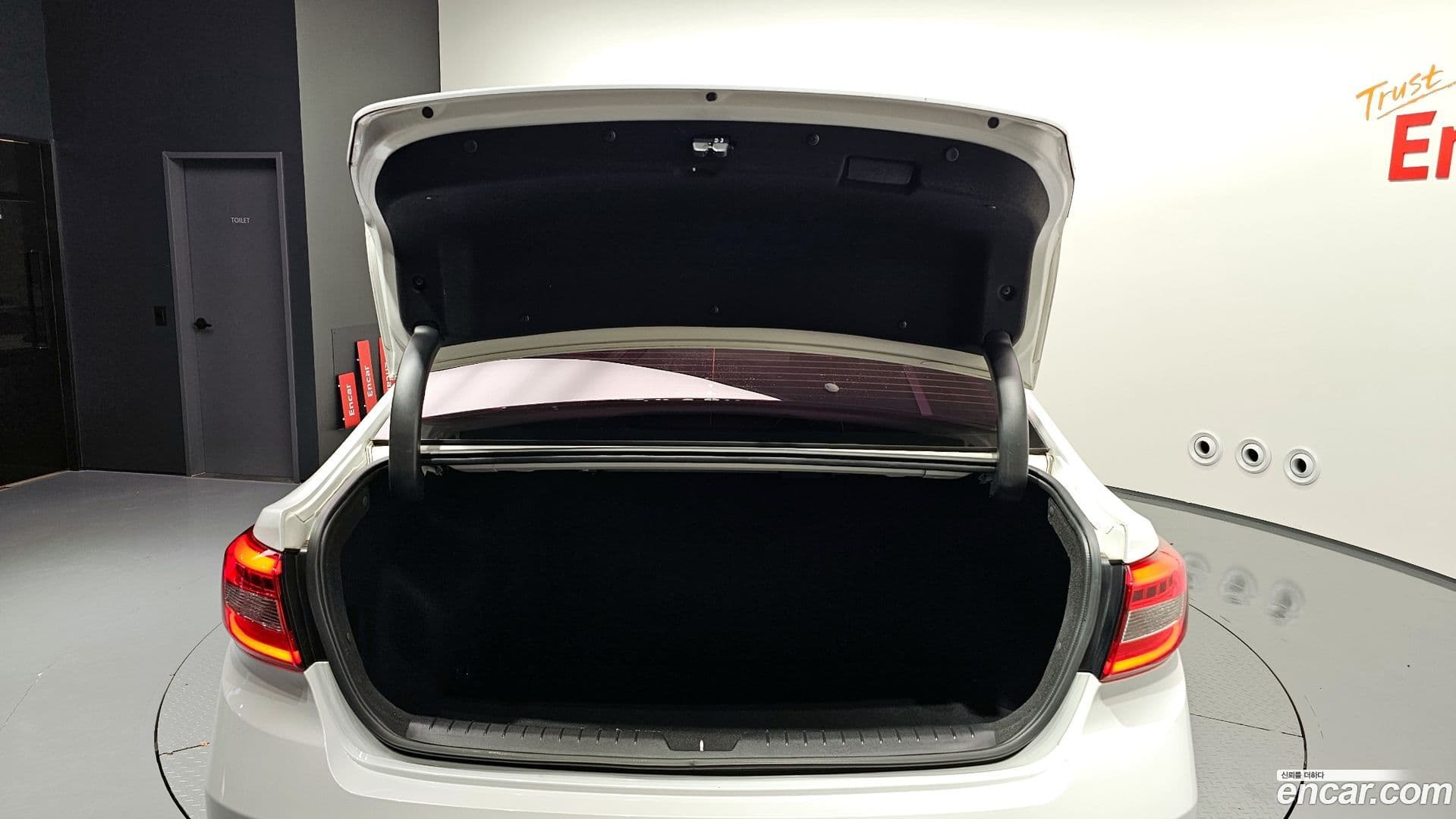 Main__Slider__Photo:Sonata Hyundai 2017.2-19