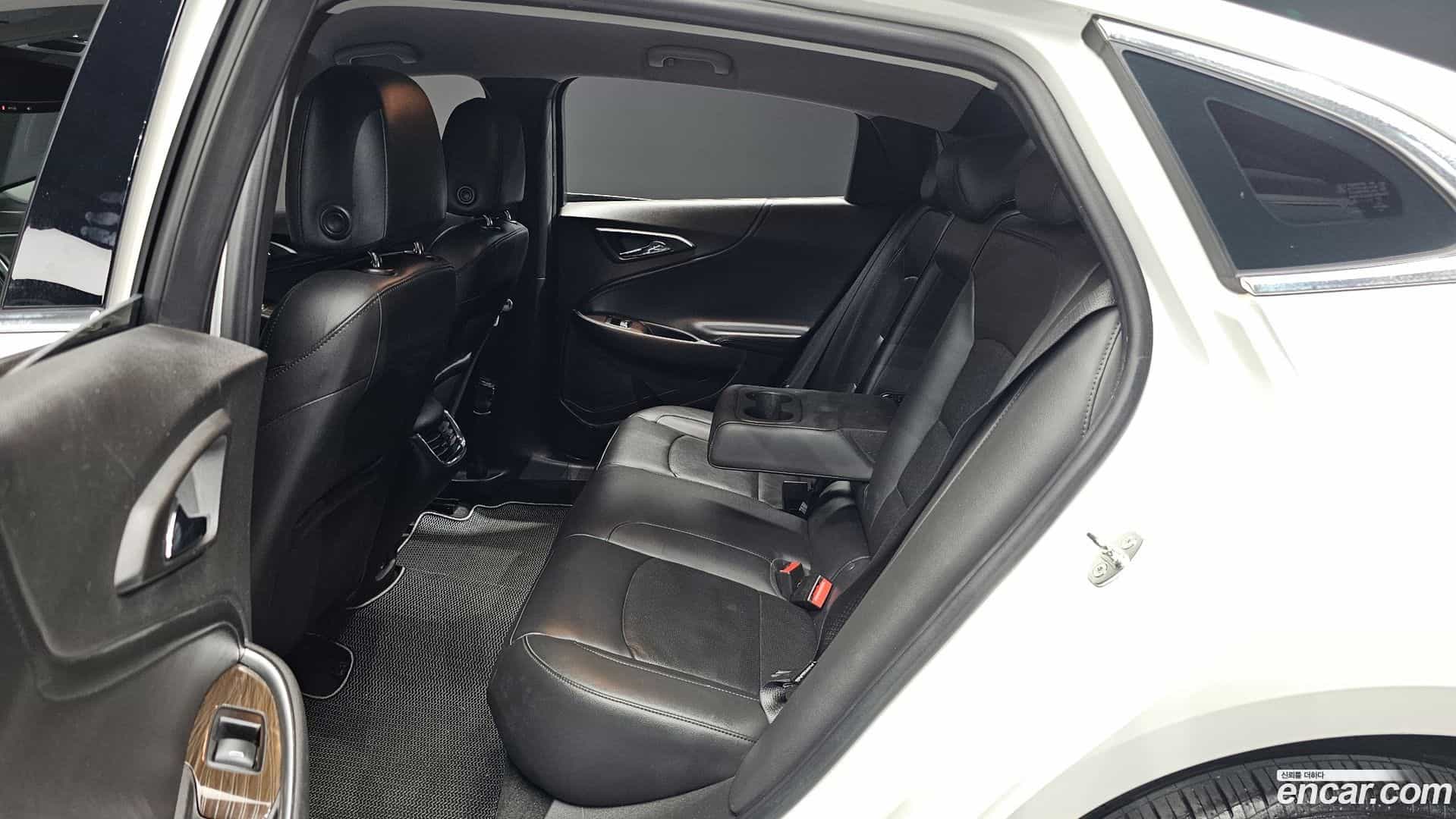 Malibu Chevrolet 2016.6-OPTION-016