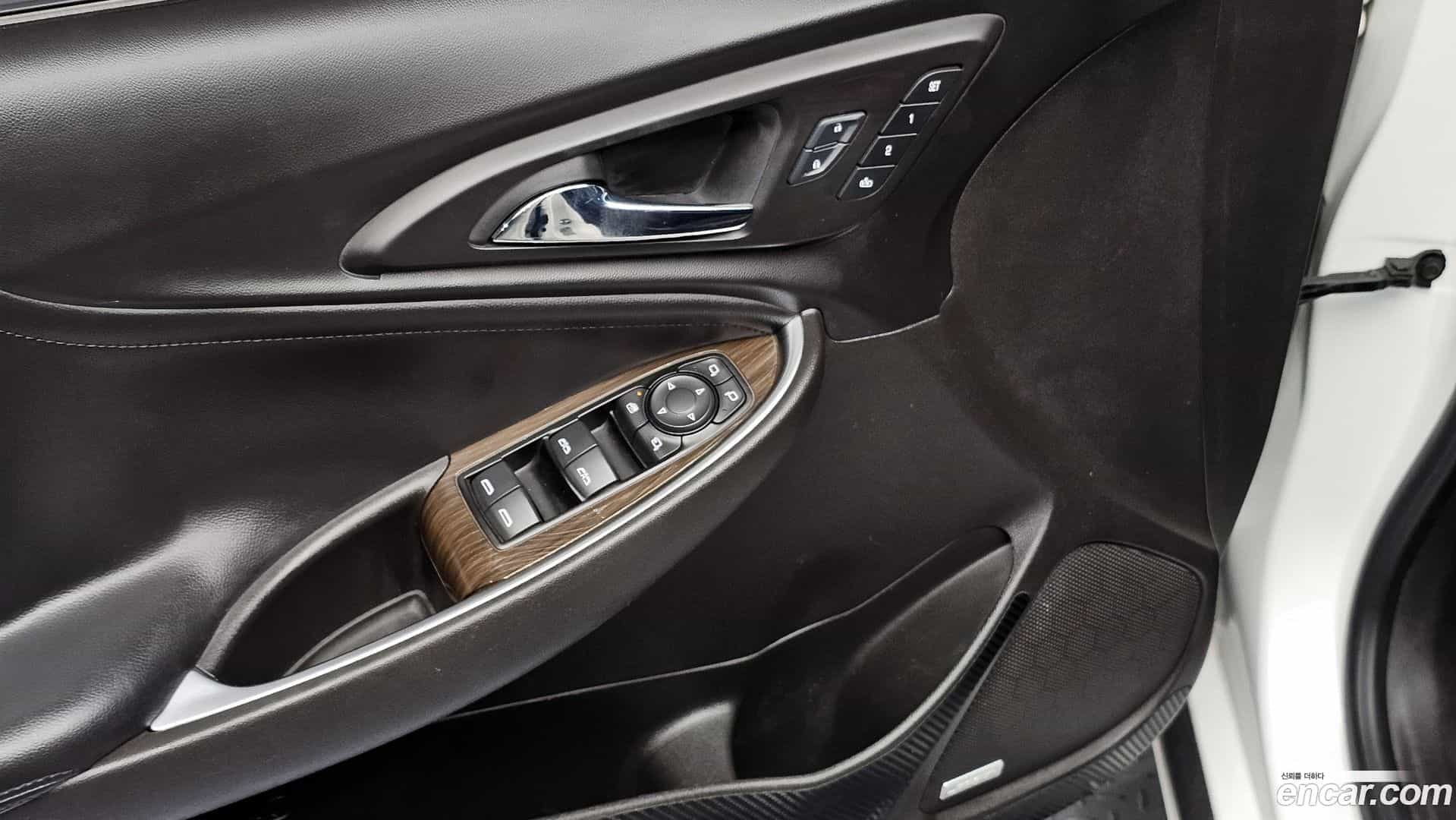 Malibu Chevrolet 2016.6-OPTION-022
