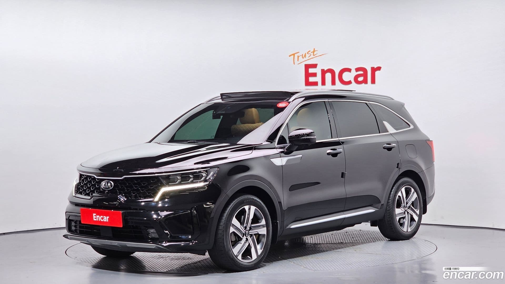 Main__Slider__Photo:Sorento Kia 2021.3-0