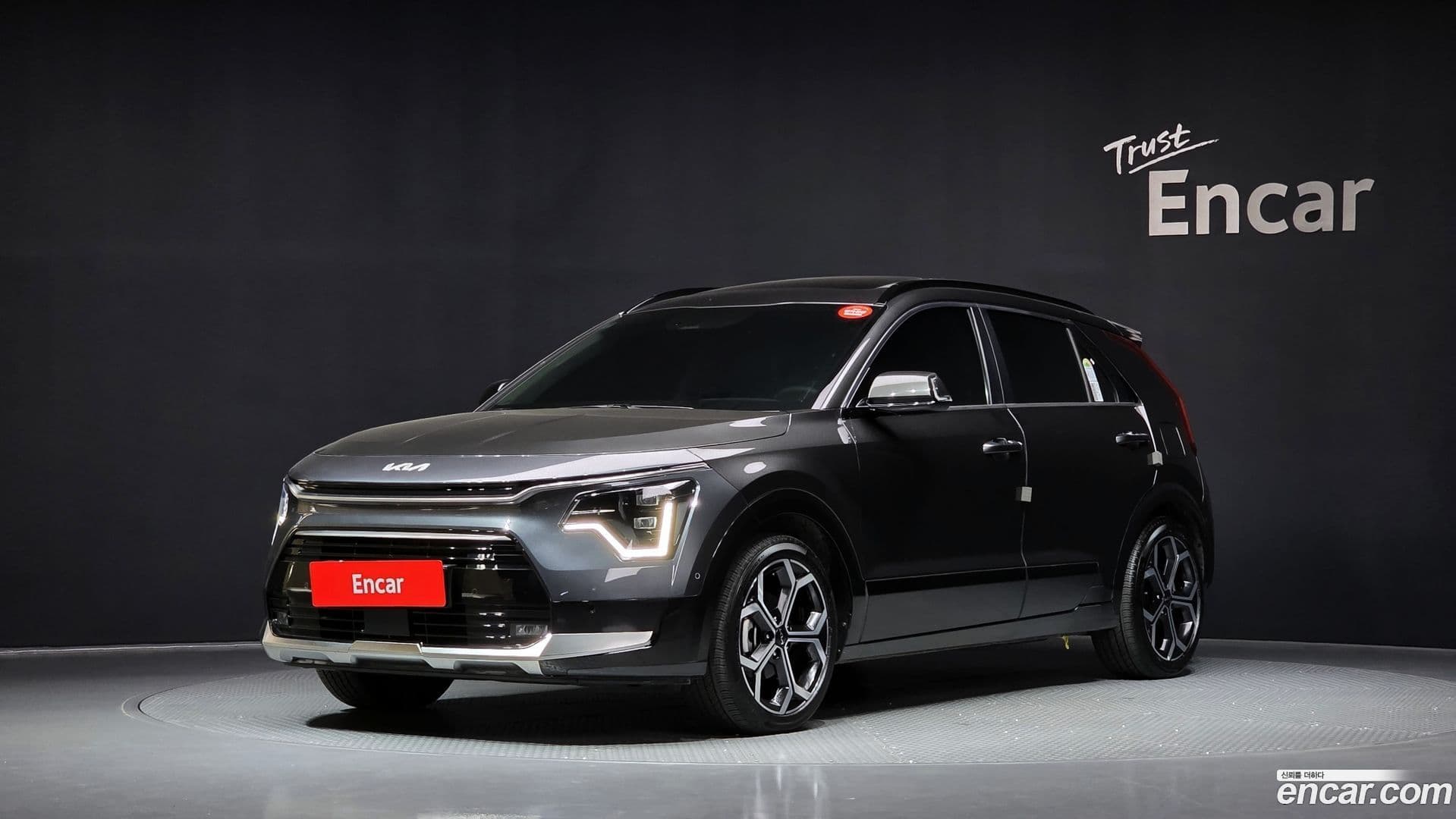 Main__Slider__Photo:Niro Kia 2024.10-0