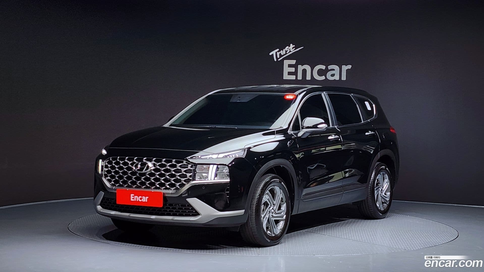 Main__Slider__Photo:Santafe Hyundai 2022.11-0