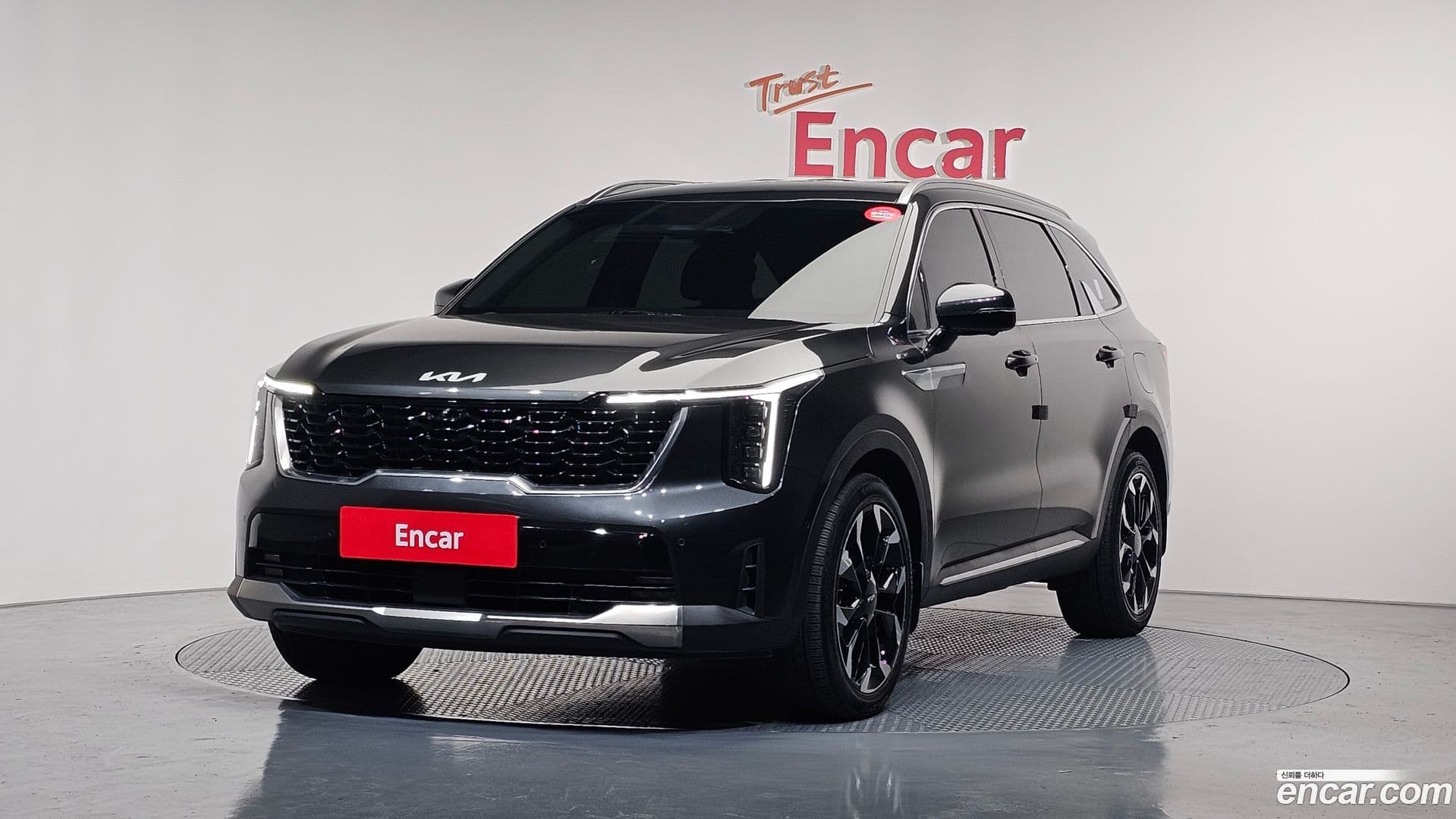 Main__Slider__Photo:Sorento Kia 2023.10-0