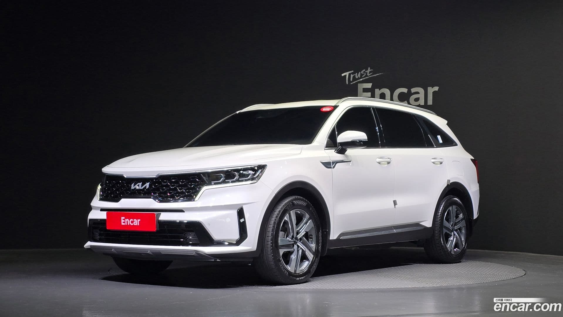 Main__Slider__Photo:Sorento Kia 2022.3-0