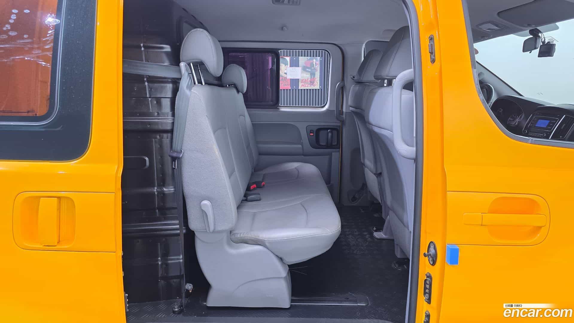 Starex Hyundai 2019.4-OPTION-016