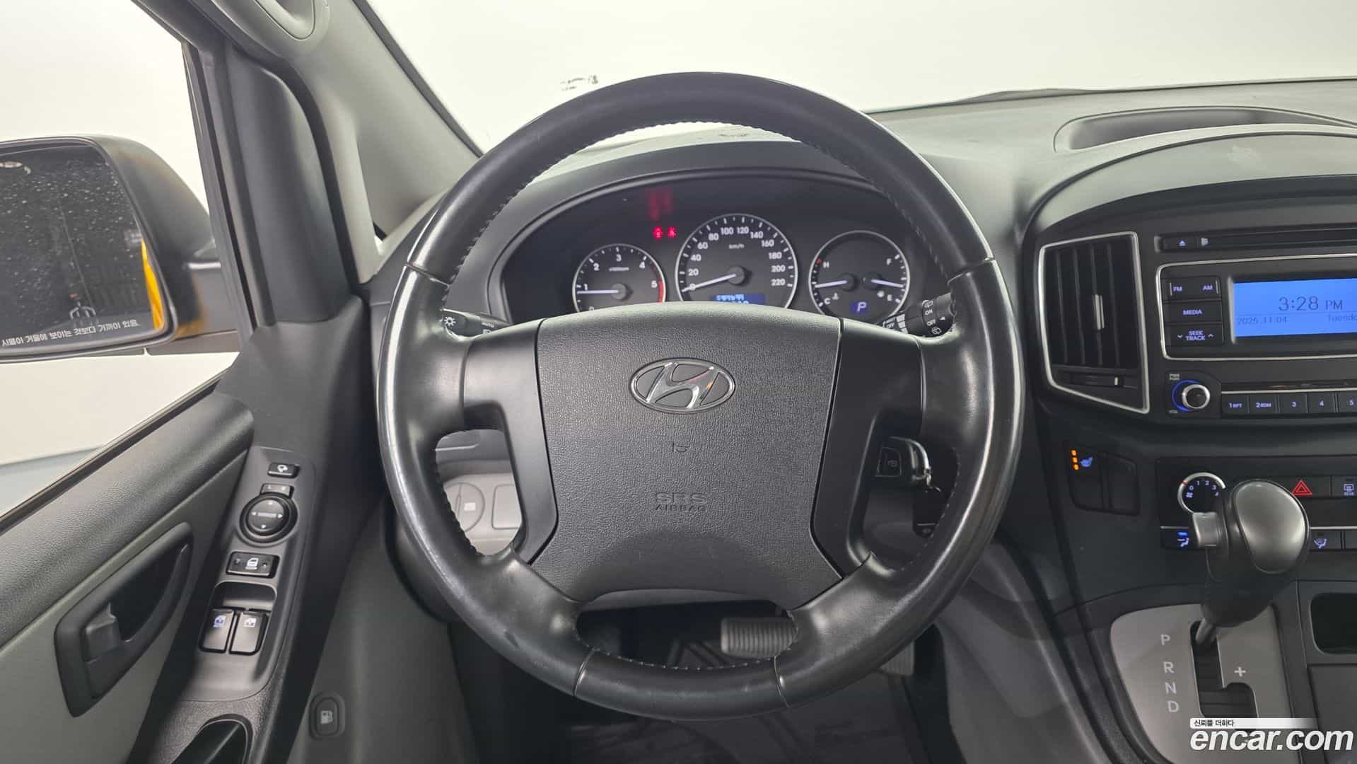 Starex Hyundai 2019.4-OPTION-017