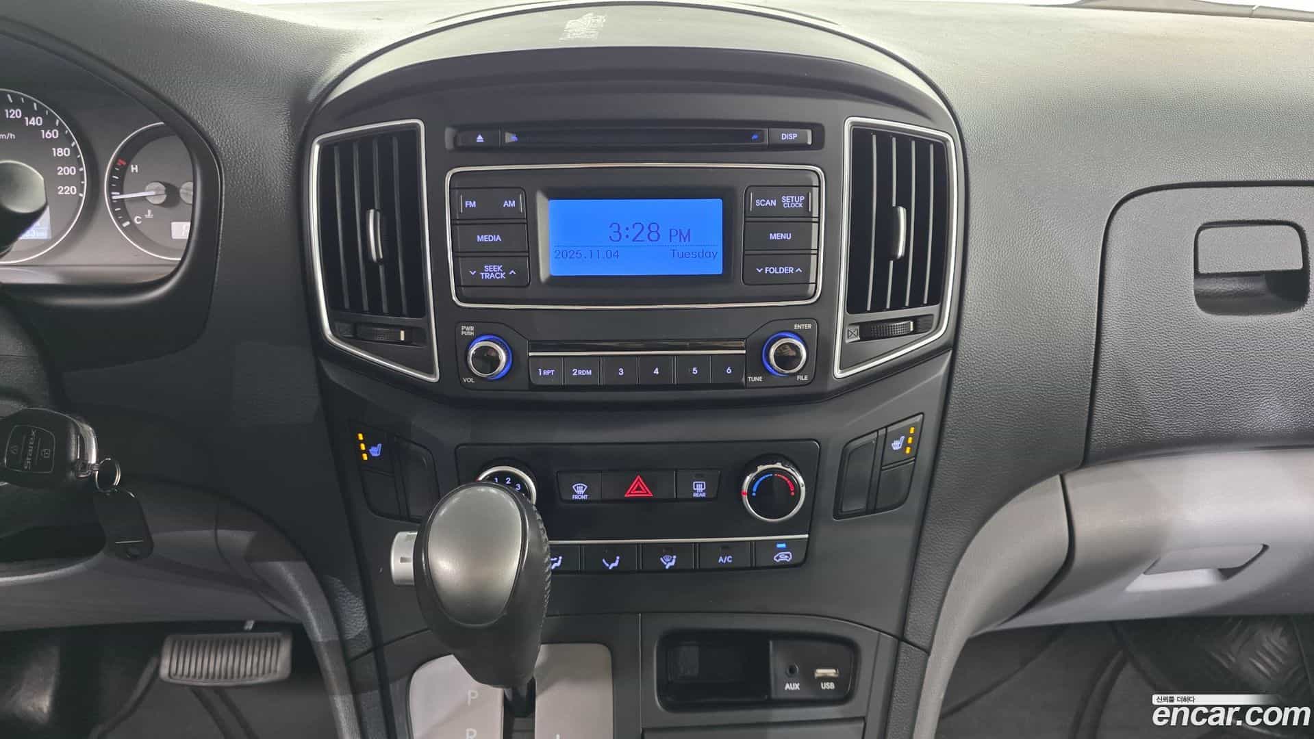 Starex Hyundai 2019.4-OPTION-018