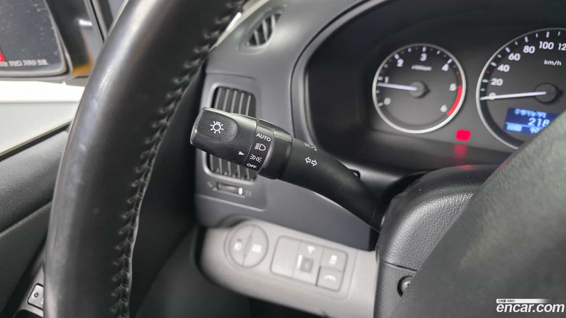 Starex Hyundai 2019.4-OPTION-020
