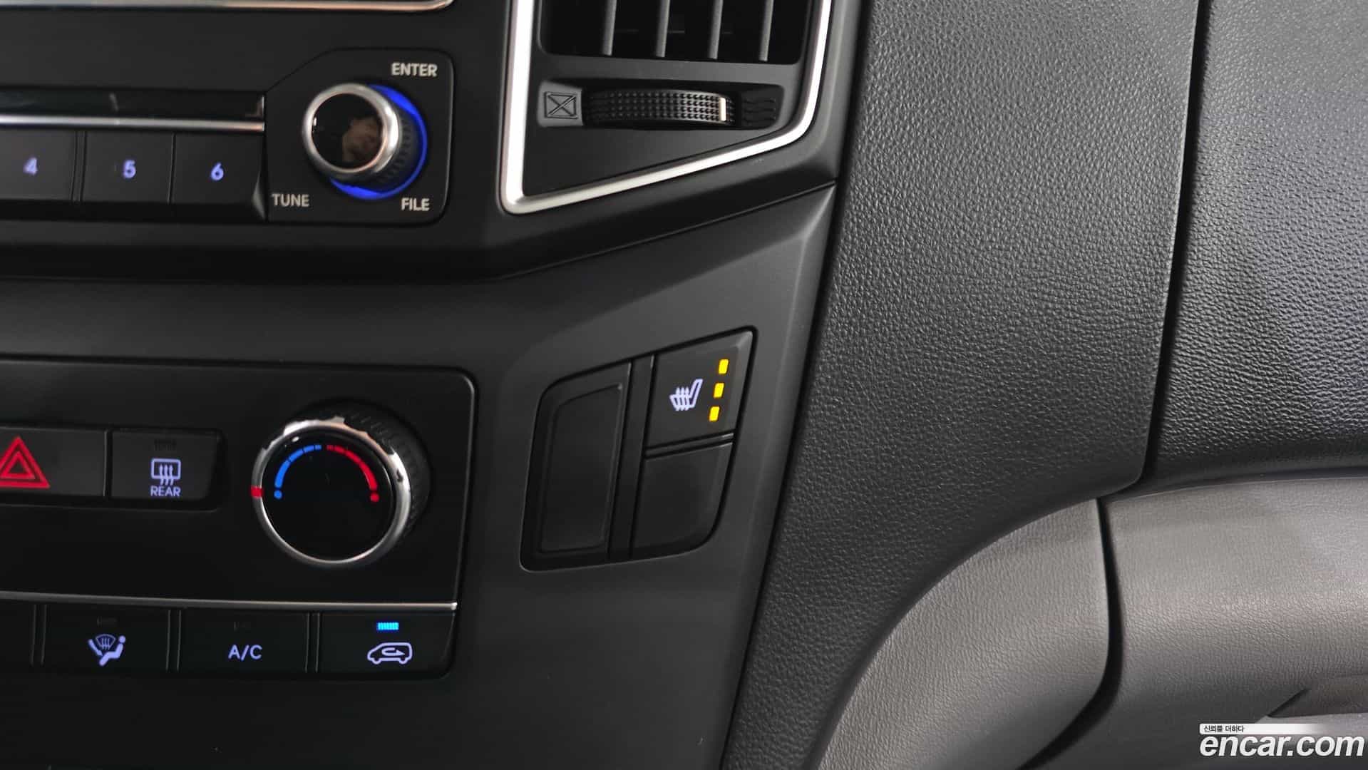 Starex Hyundai 2019.4-OPTION-022