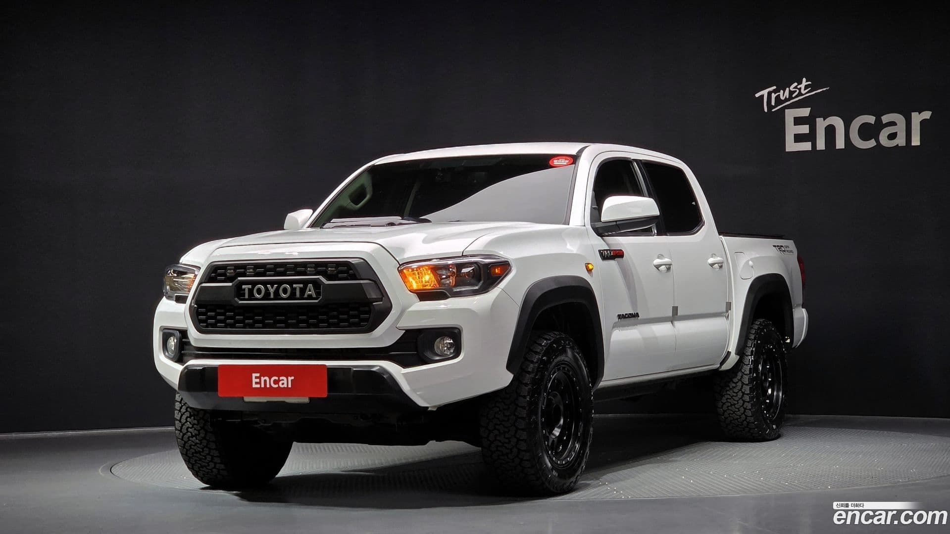 Main__Slider__Photo:Tacoma Toyota 2017.11-0