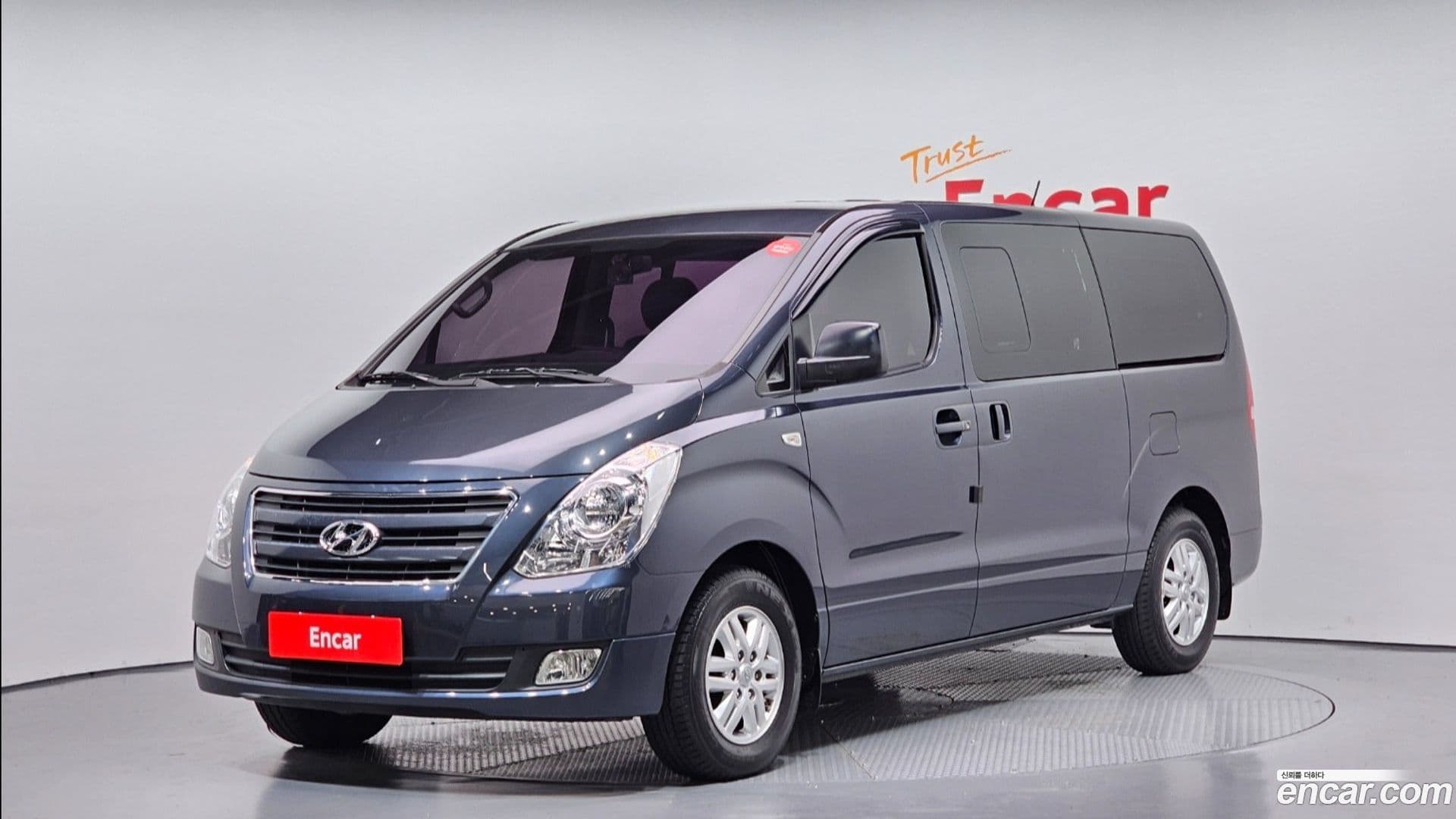 Main__Slider__Photo:Starex Hyundai 2016.9-0