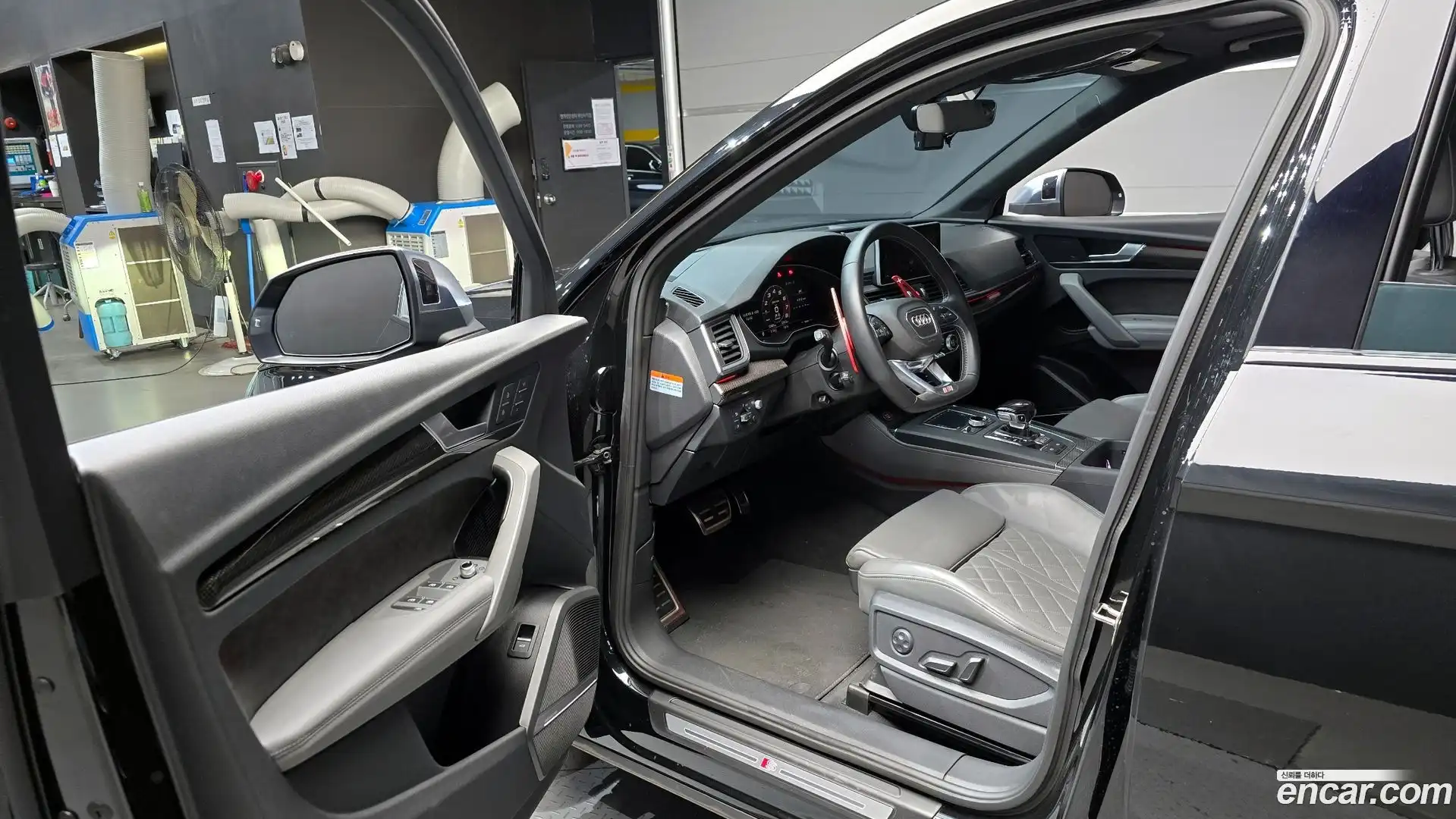 SQ5 Audi 2020.11-OPTION-015